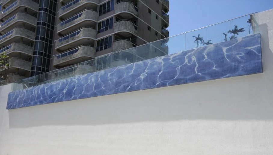 Feature Wall - 10 x 10mm Glass Mosaic Feature Wave Design