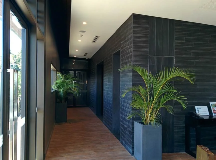 Internal Core & External Wall Tile - CT10 Linear cut to 100 x 600mm, Charcoal. Floor Tile - CT1 Porcelain 200 x 1200mm, Wood Grain.