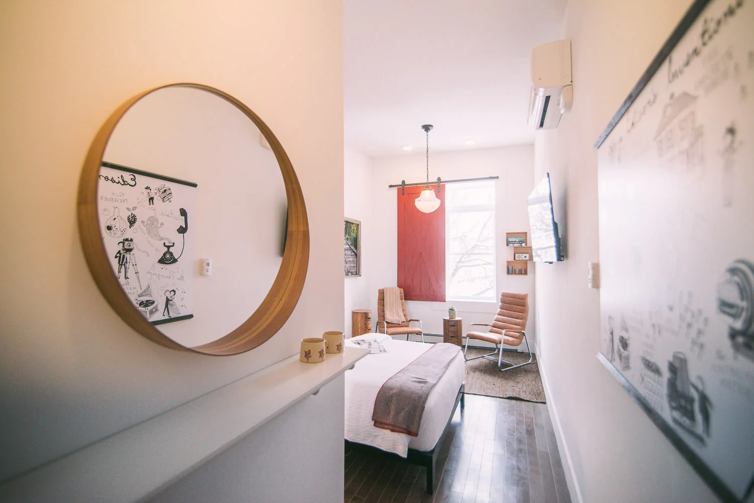 WE'D LOVE YOU TO BE OUR GUEST EDISON'S INN, in the heart of downtown Stratford, Ontario, is a space designed to give you a small, deserved break from the daily grind. We want to inspire you by our ideas, design, music, snacks, beverages and friendship. When you leave, our hope is that you are refreshed and energized to take on whatever lies ahead with passion, strength and humour.