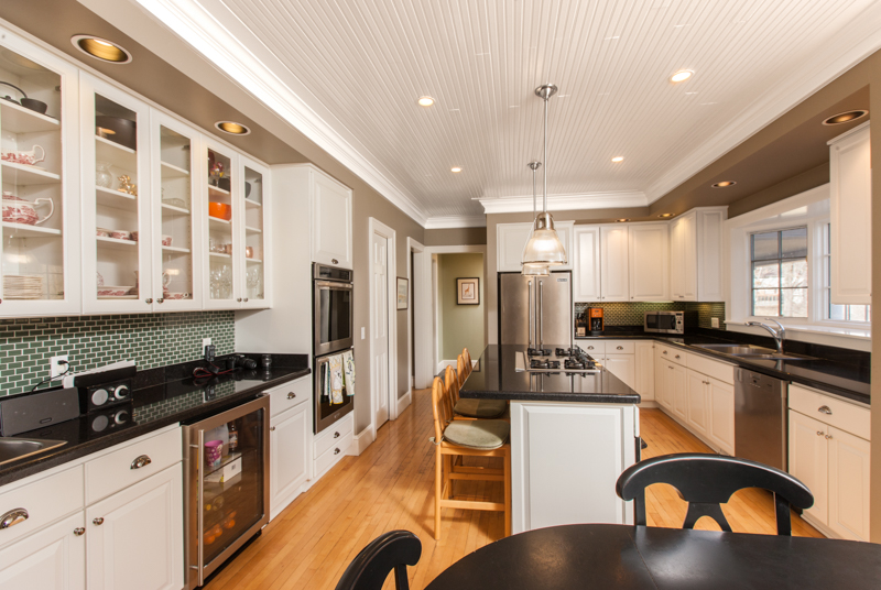 Refinishing Cabinets Vs Replacing Get, Refinishing Kitchen Cabinets Vs Replacing