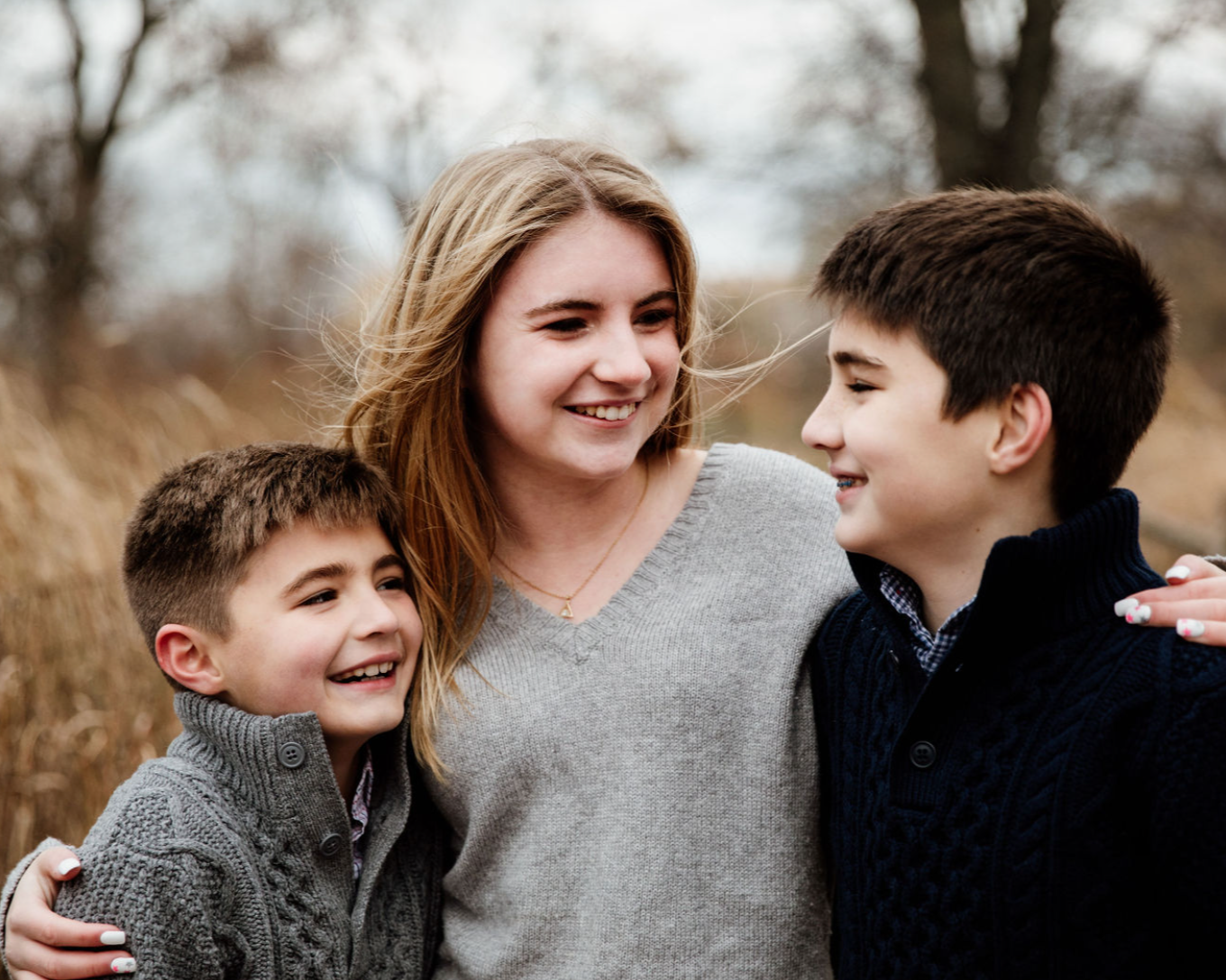 How to Choose the Best Family Photographer in Naperville: 8 Things to Look For