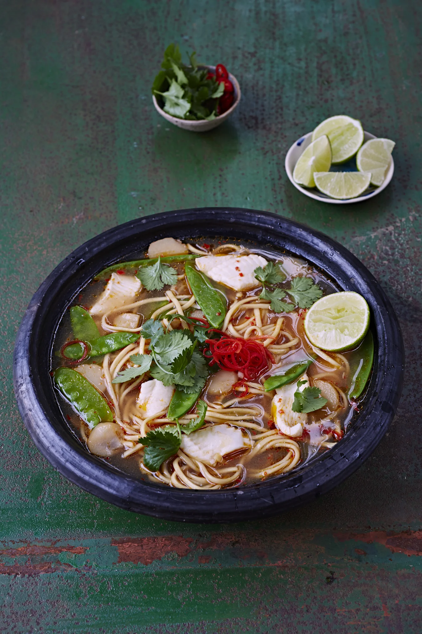 Asian_noodle_brooth_w_fish_15018.jpg