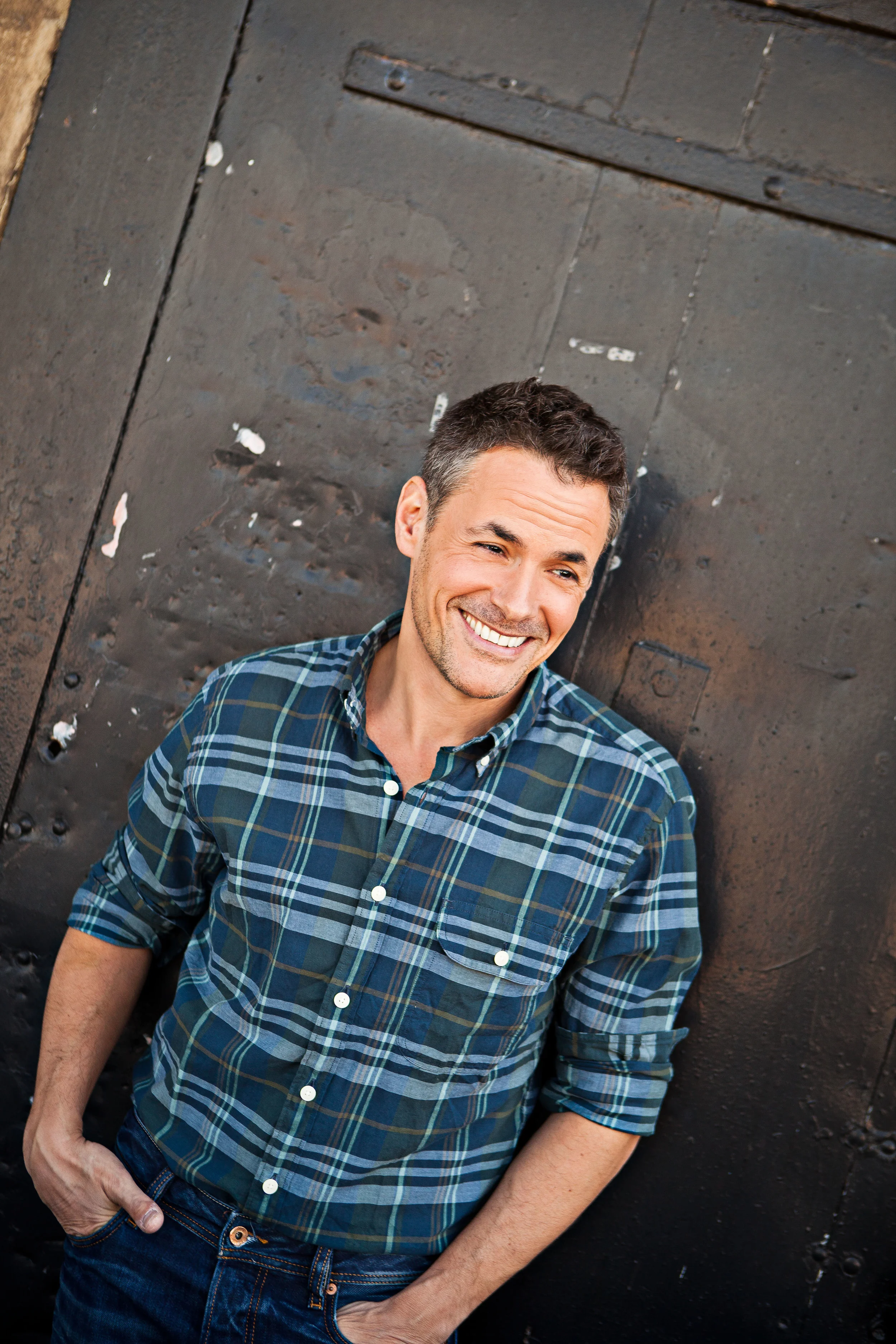 ADAM_GUETTEL_RETOUCHED-2.jpg