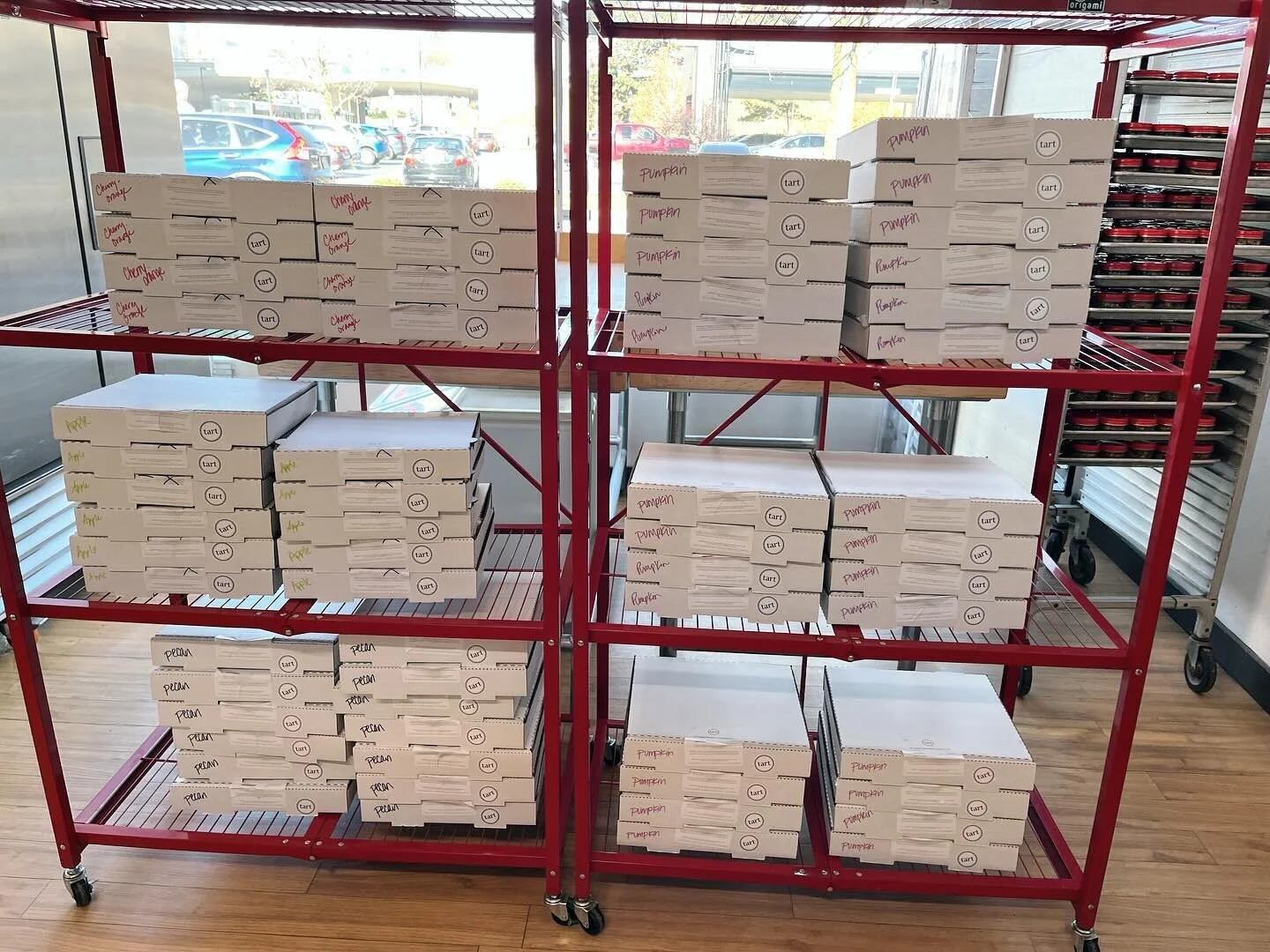 that's a wrap for us gals--the last few pies all boxed up, ready to head out the door 🥧❤️ now it's time to rest, and stretch, and find gratitude in all the things ✨✨