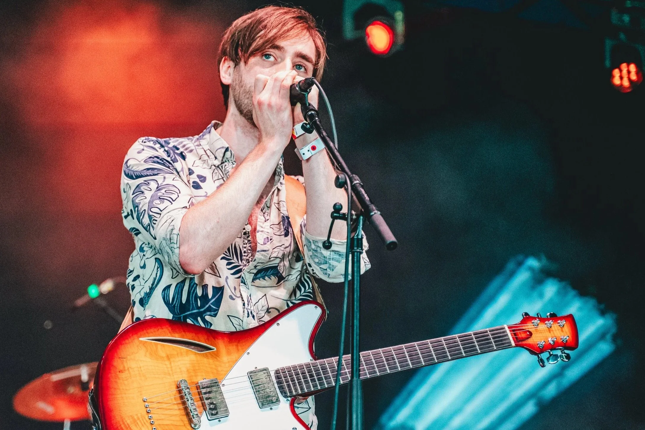 THE SUNDAY SESSIONS FT. ISAAC NEILSON