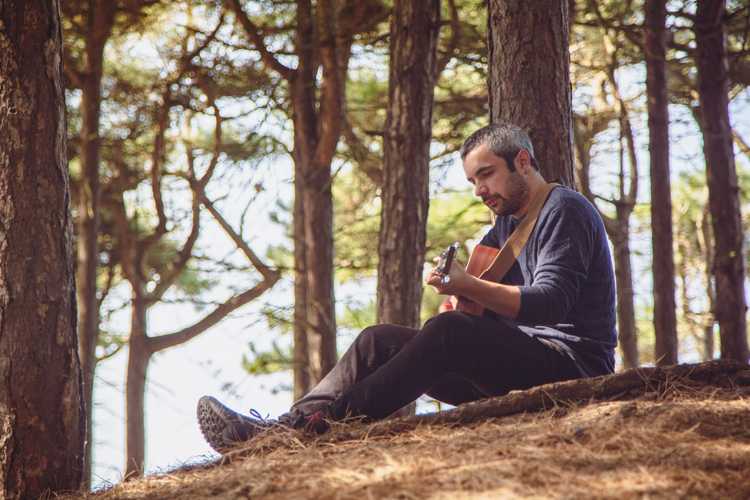 THE SUNDAY SESSIONS FT. CARLOS GRASSOT