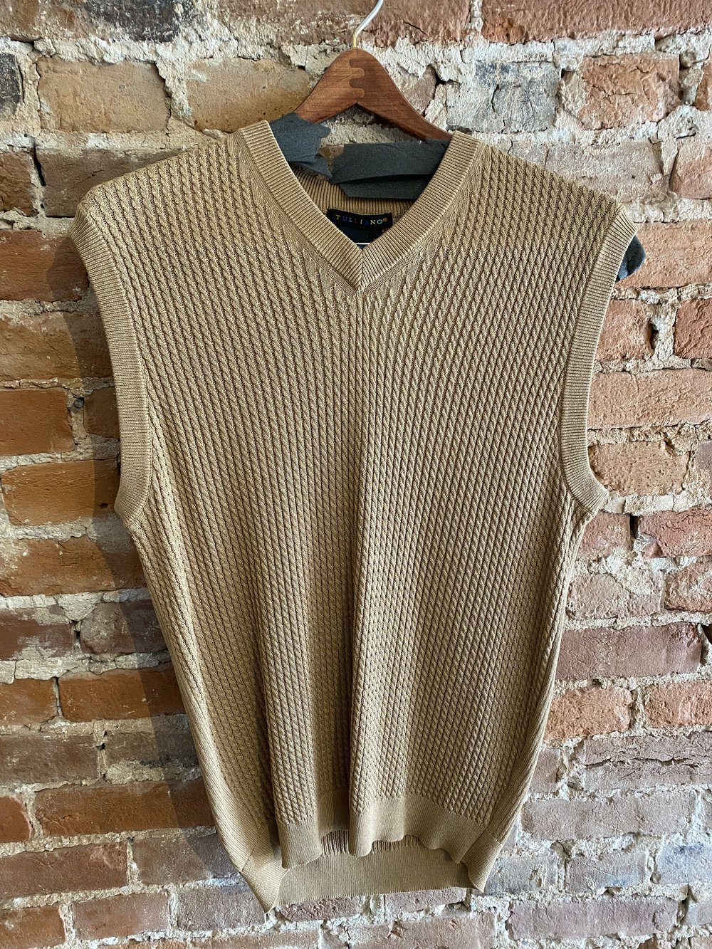 Verbeelding premie Identificeren Tulliano Tan Sweater Vest — Mirror Image Fashions