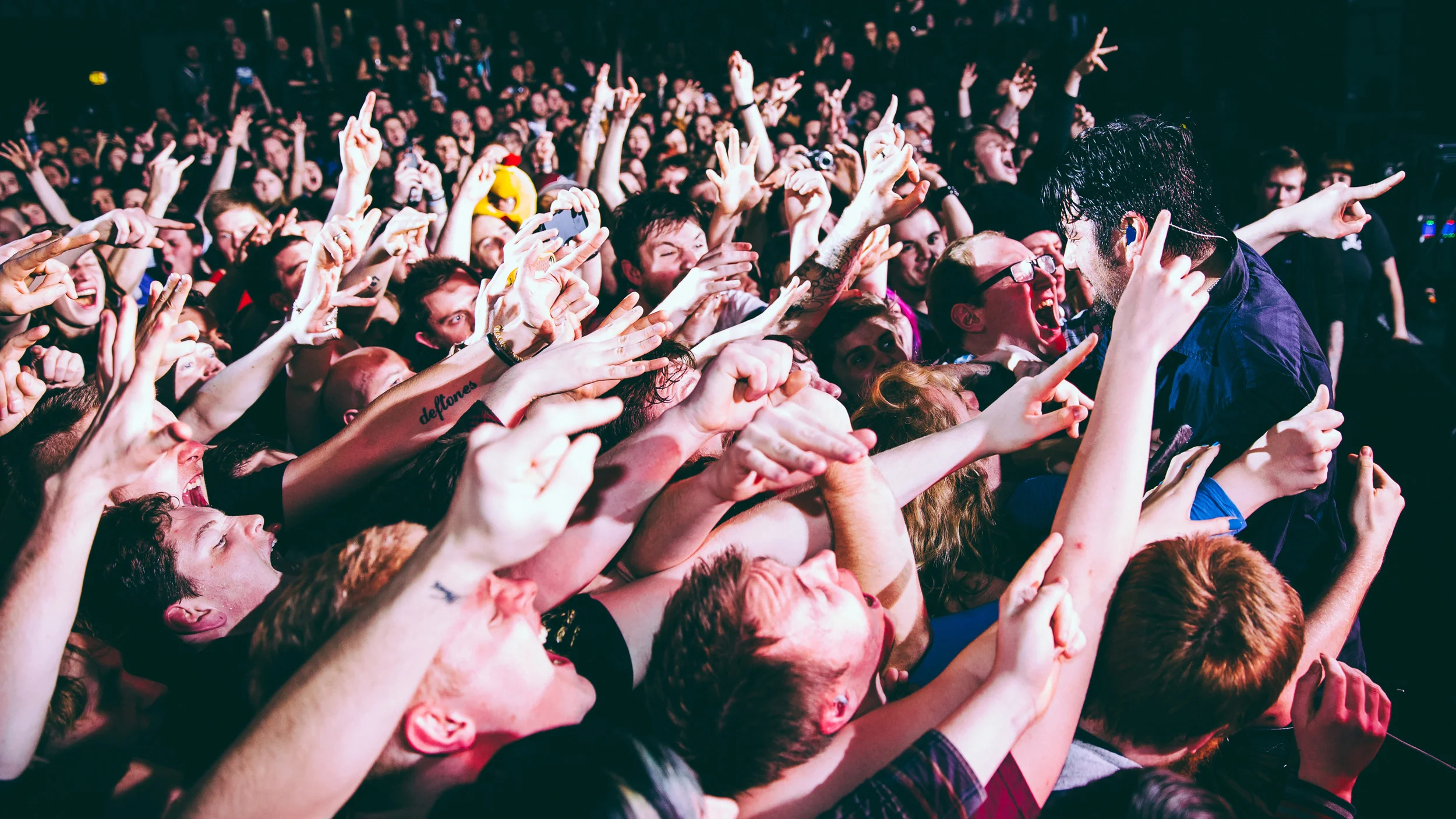 DEFTONES_DN_7-2.jpg