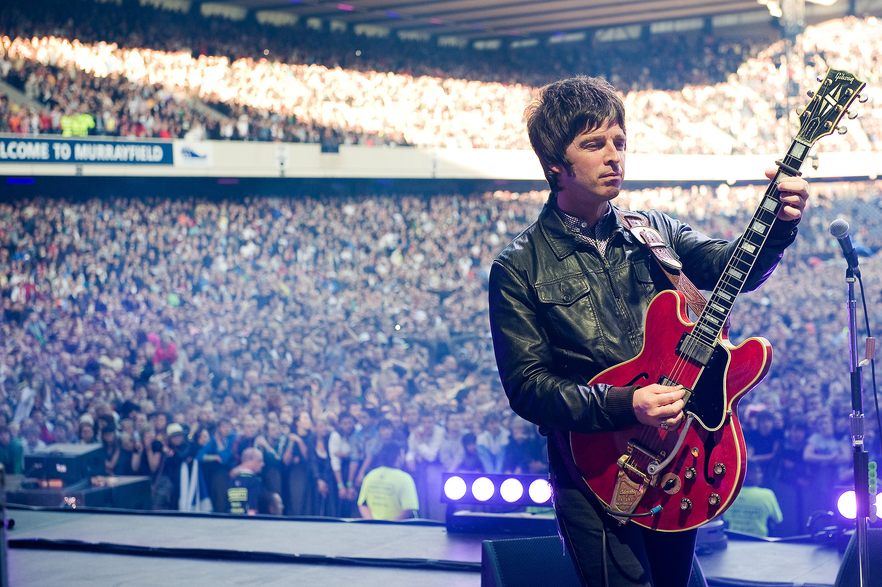 oasis_murrayfield_edinburgh07_website_image_uga.jpg