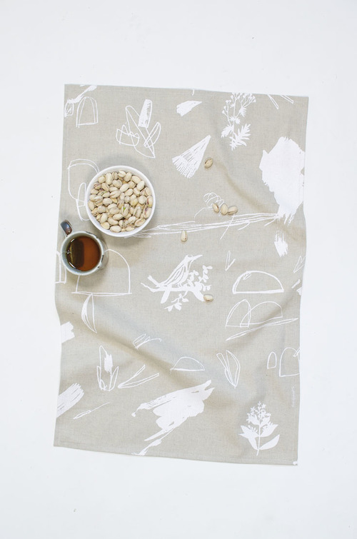 Towel_AlderShoreWhite1.jpg