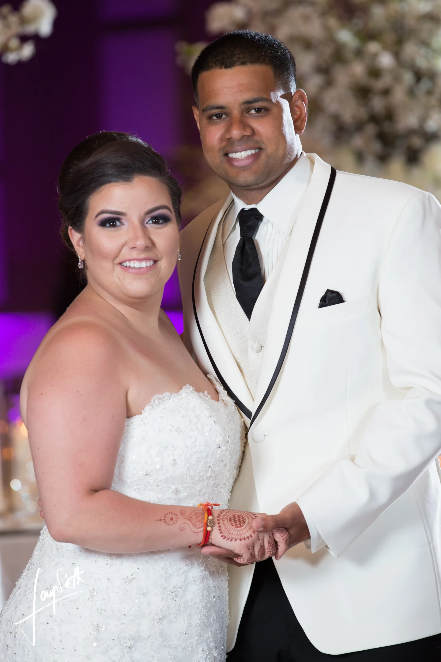 BEAUTIFUL COUPLE IN WHITE