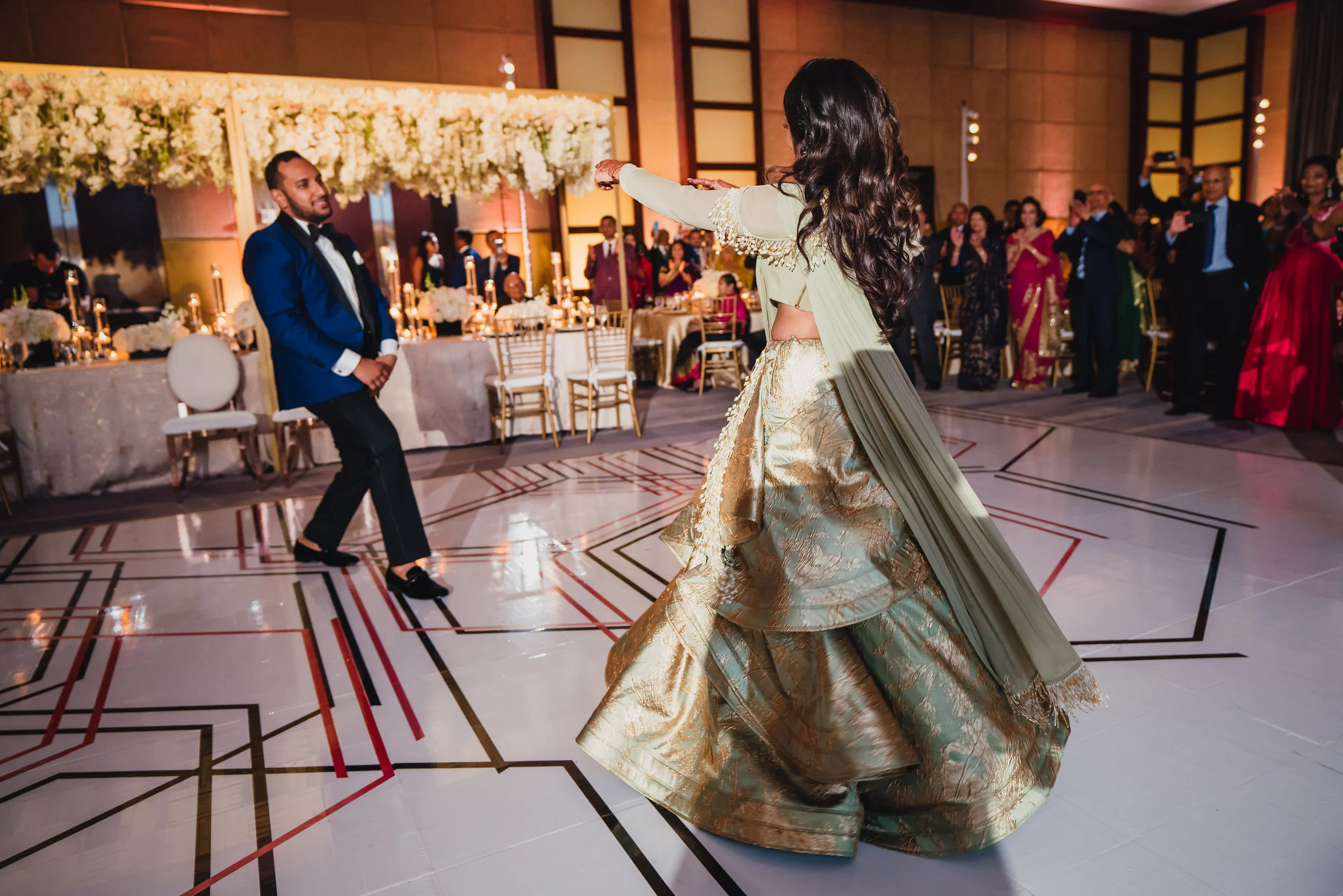 INDIAN WEDDING BRIDE AND GROOM DANCING.JPG