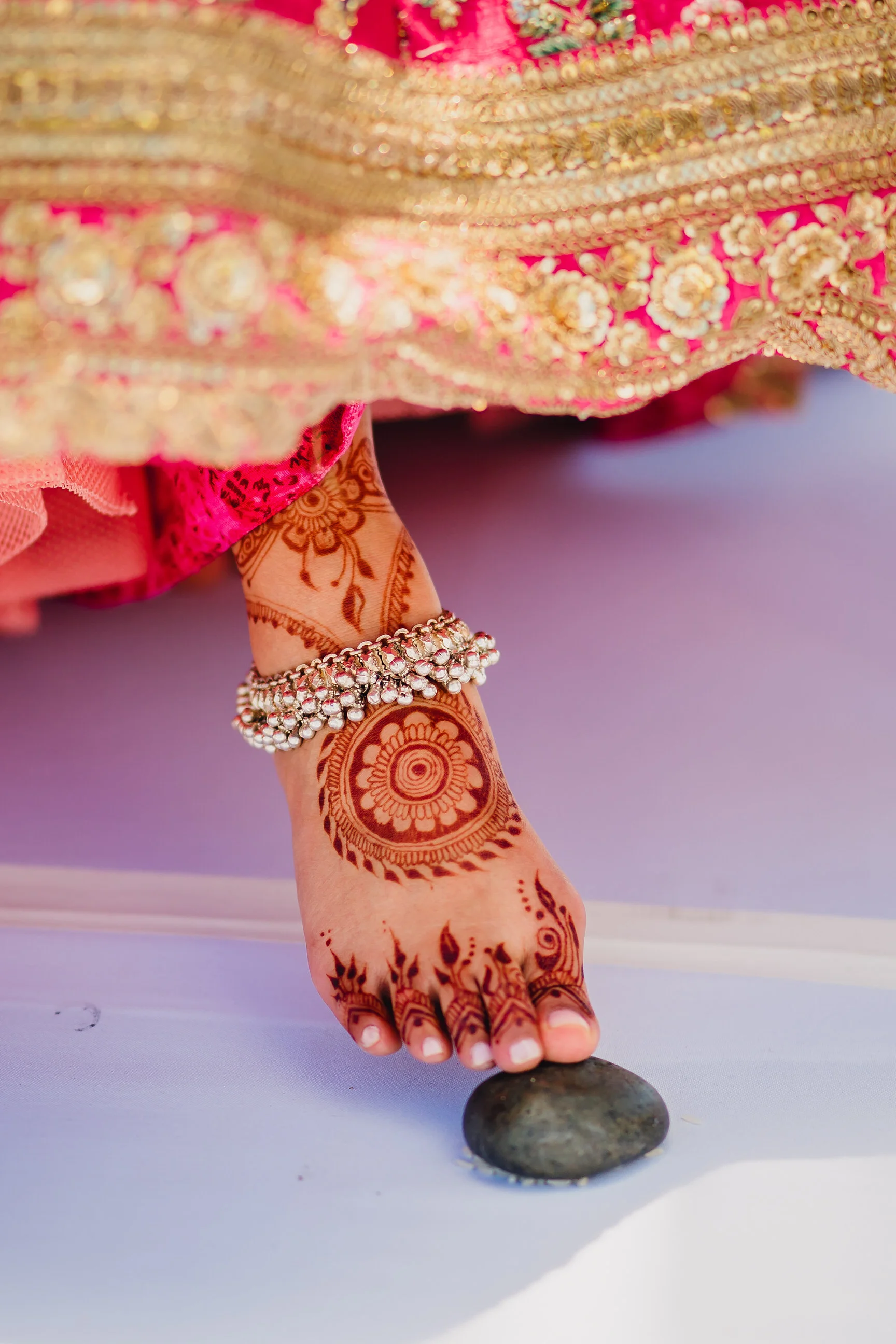 INDIAN WEDDING BRIDE WITH HENNA.JPG