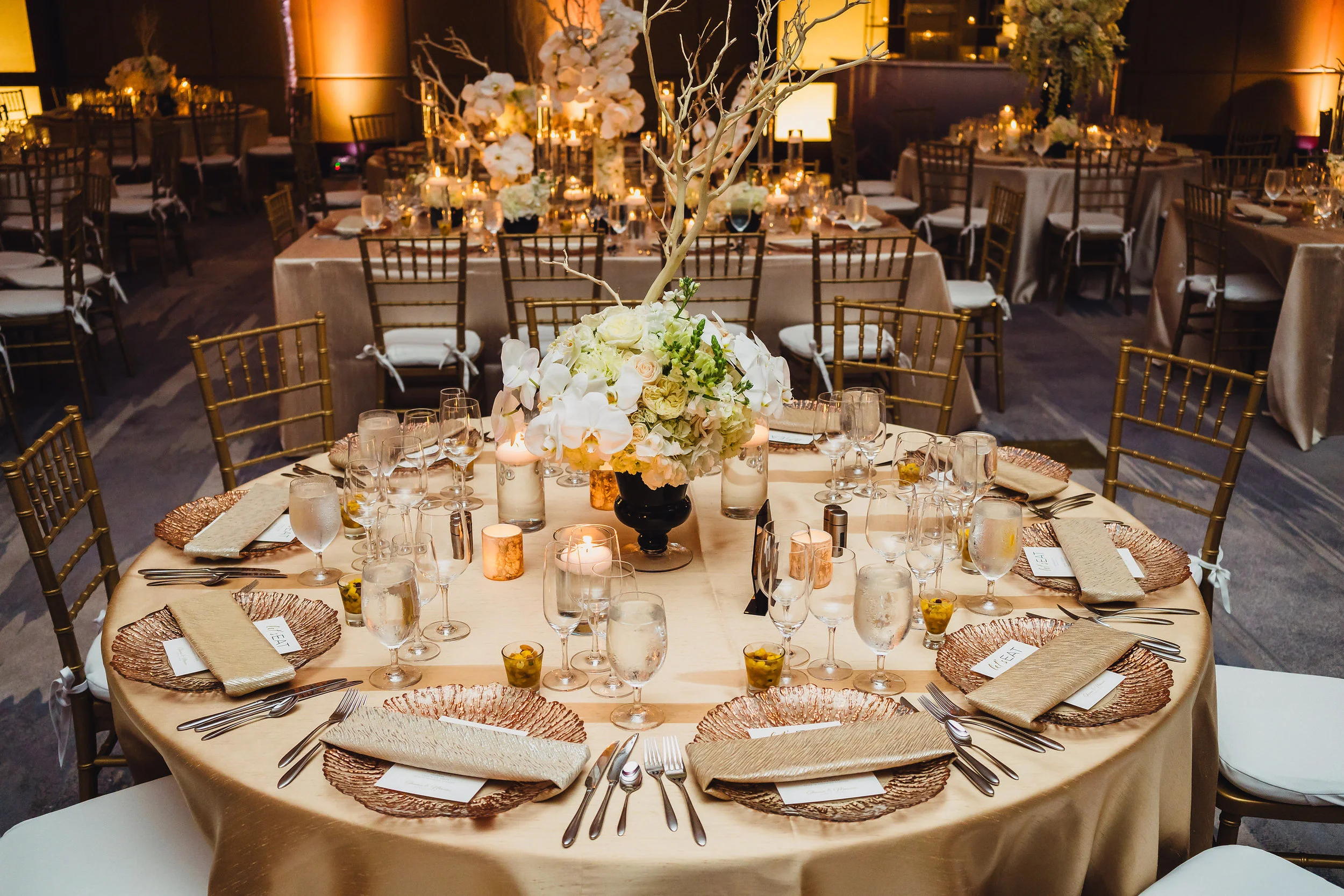 INDIAN WEDDING TABLE SETTING.JPG
