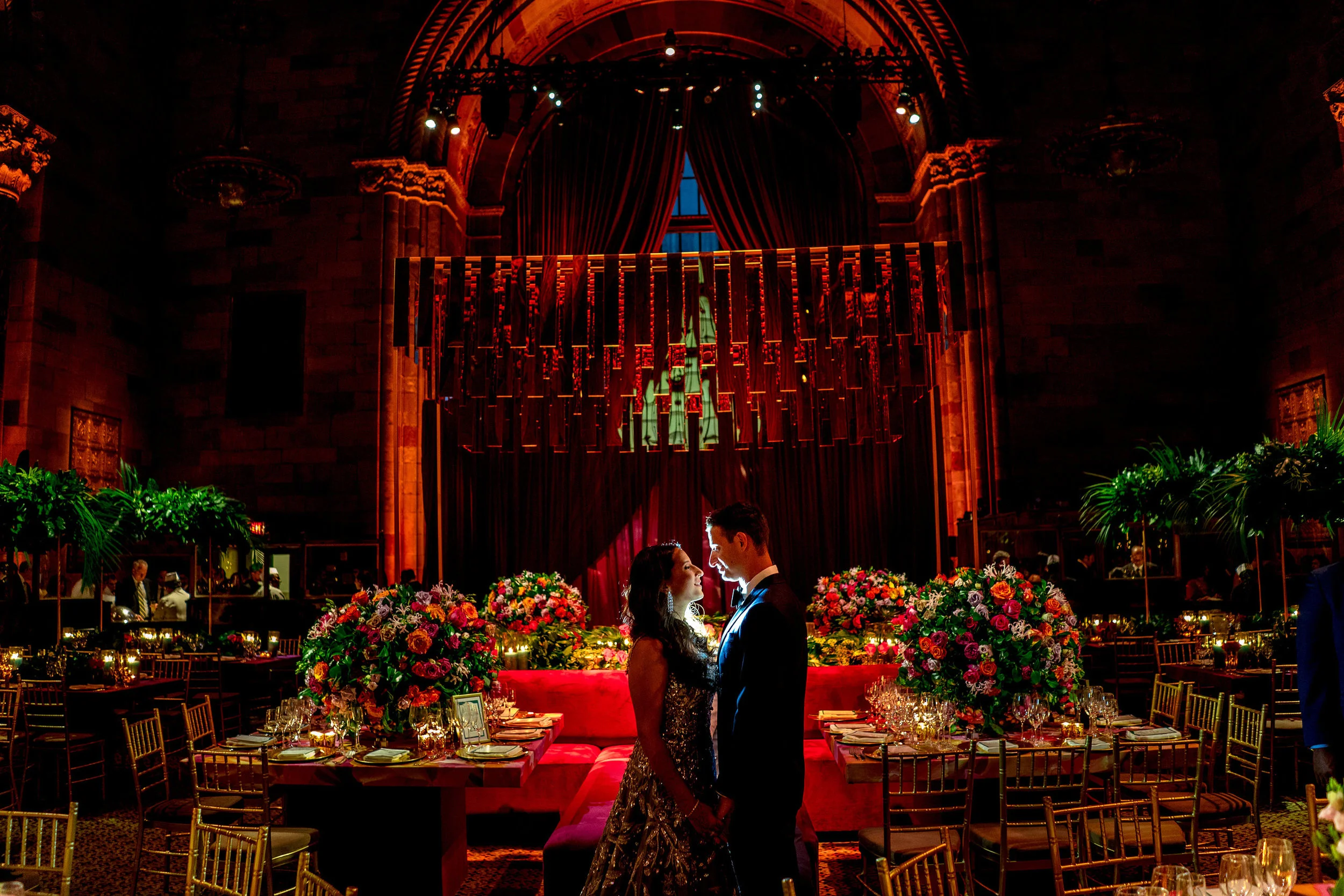 INDIAN WEDDING BRIDE AND GROOM RECEPTION SHOT.JPG