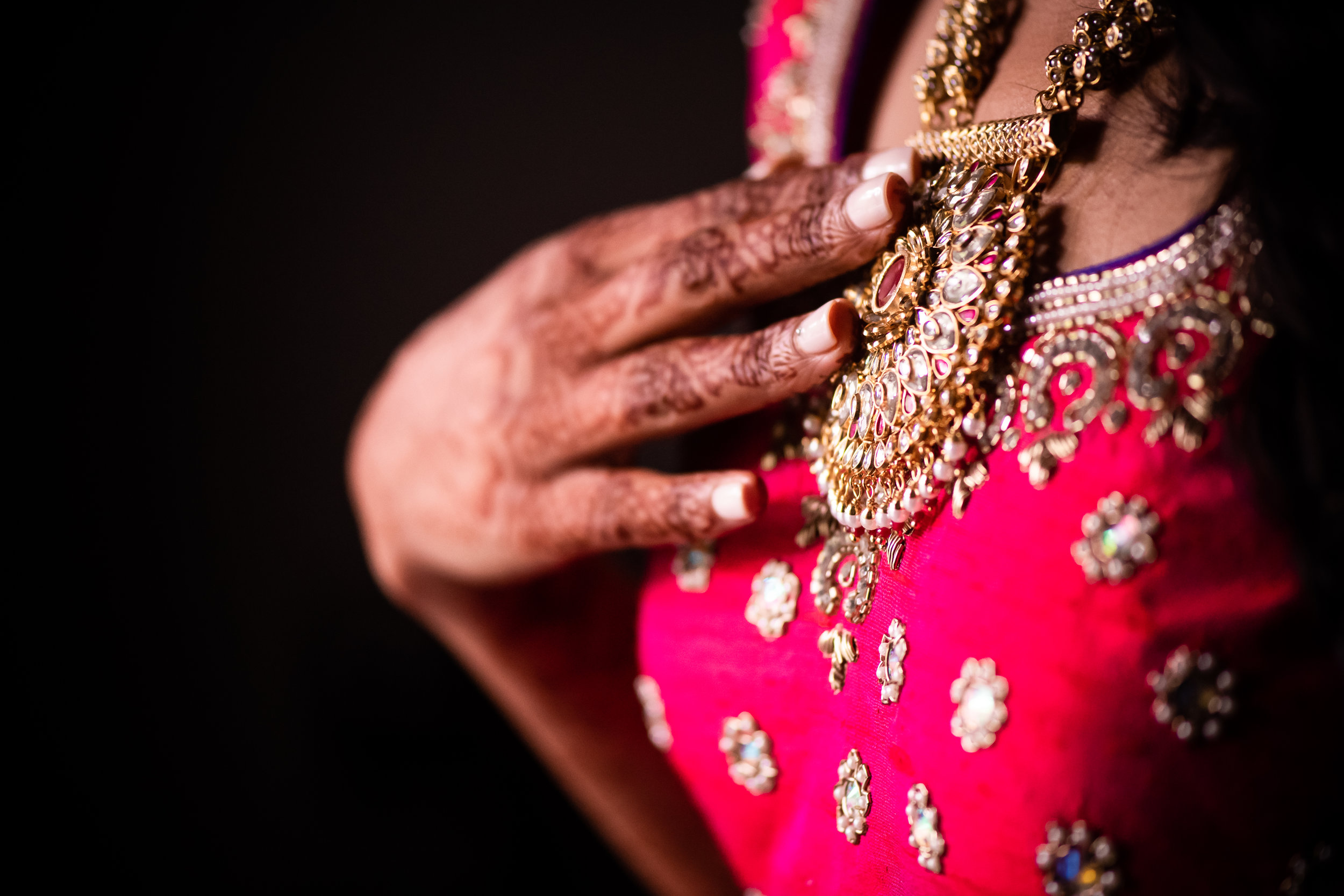 INDIAN WEDDING BRIDE HENNA.jpg