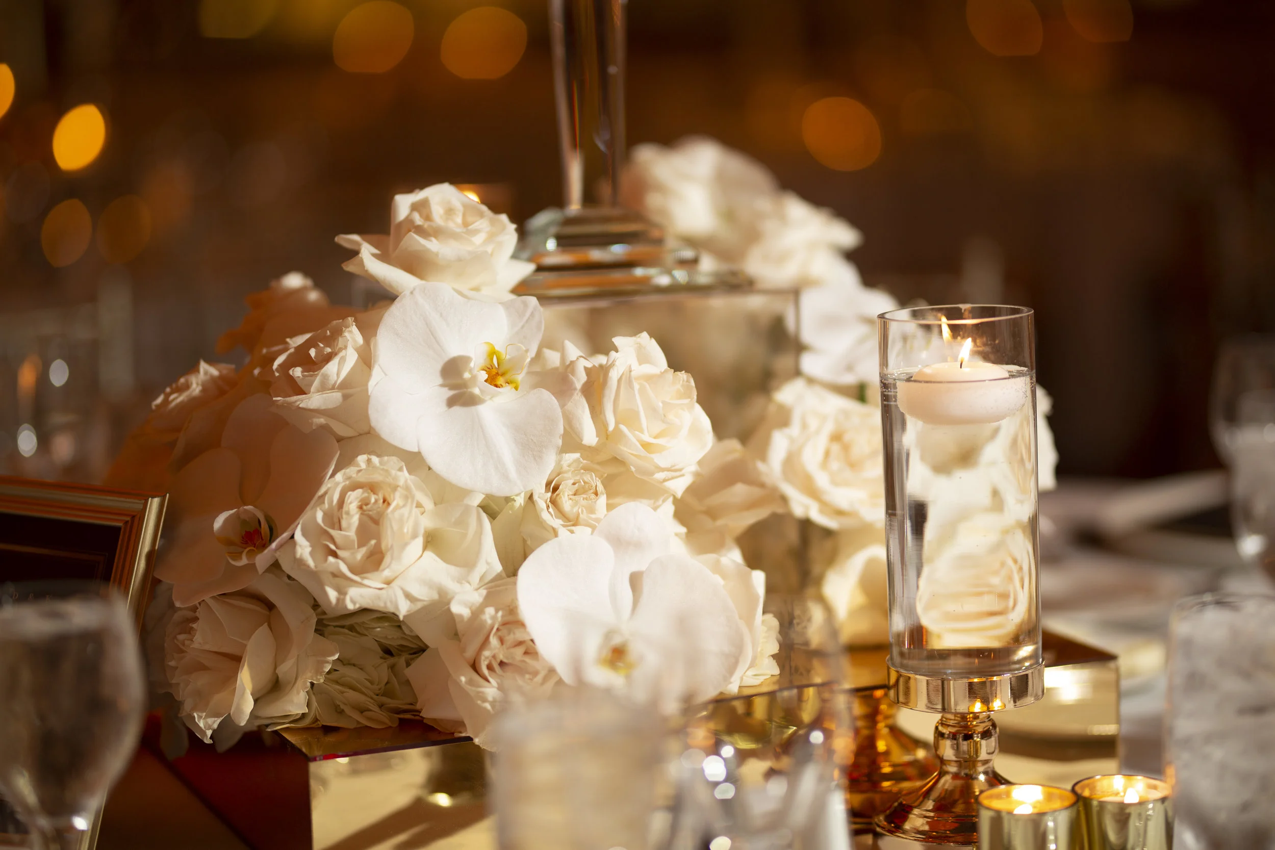 INDIAN WEDDING RECEPTION FLOWER DECOR.JPG