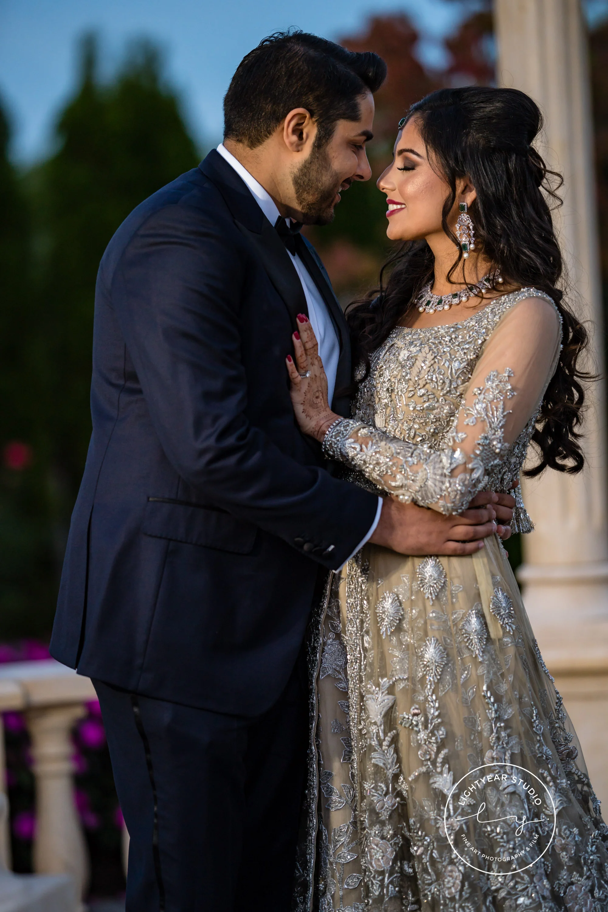 INDIAN WEDDING GROOM AND BRIDE.jpg