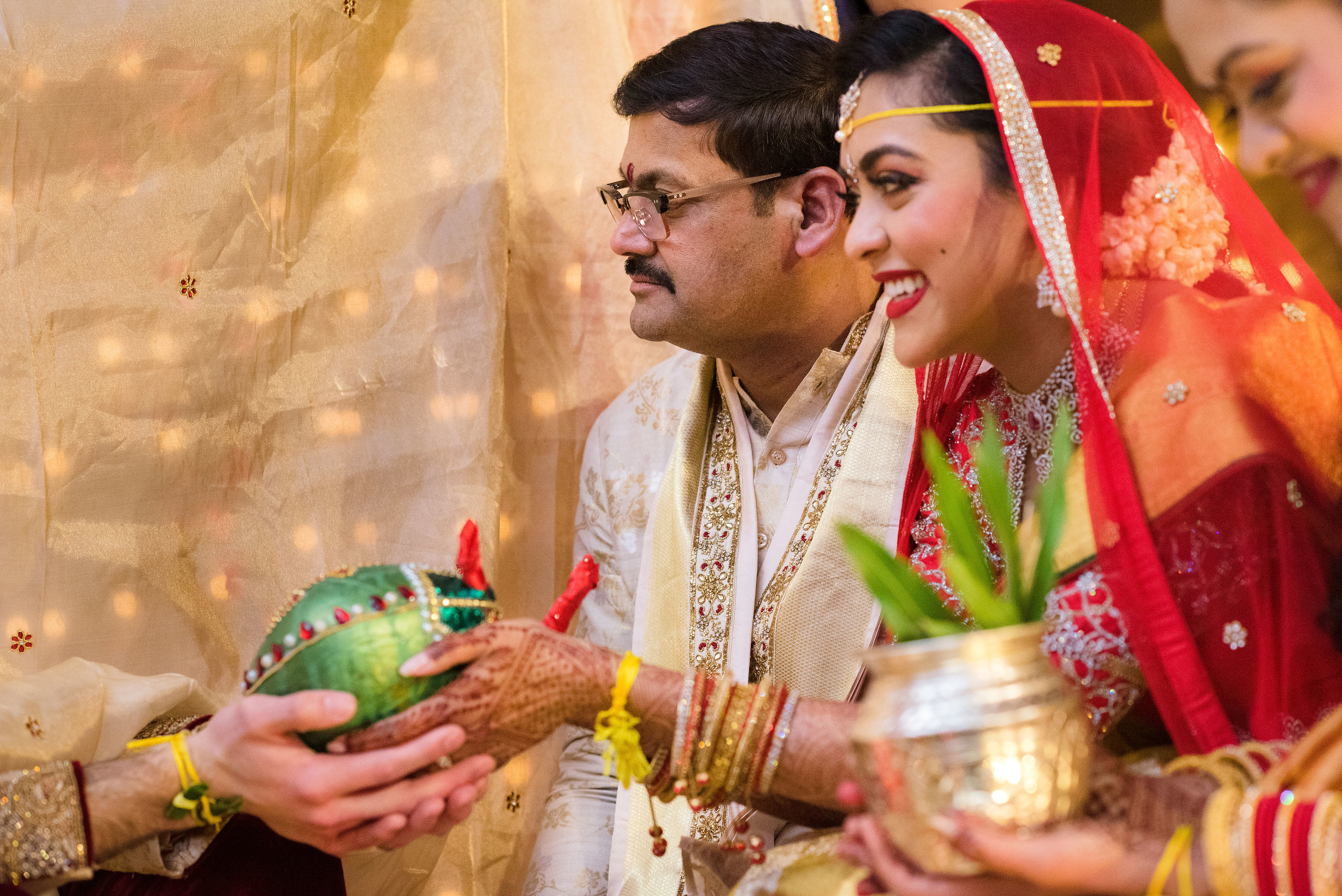 INDIAN WEDDING BRIDE AND FATHER.JPG