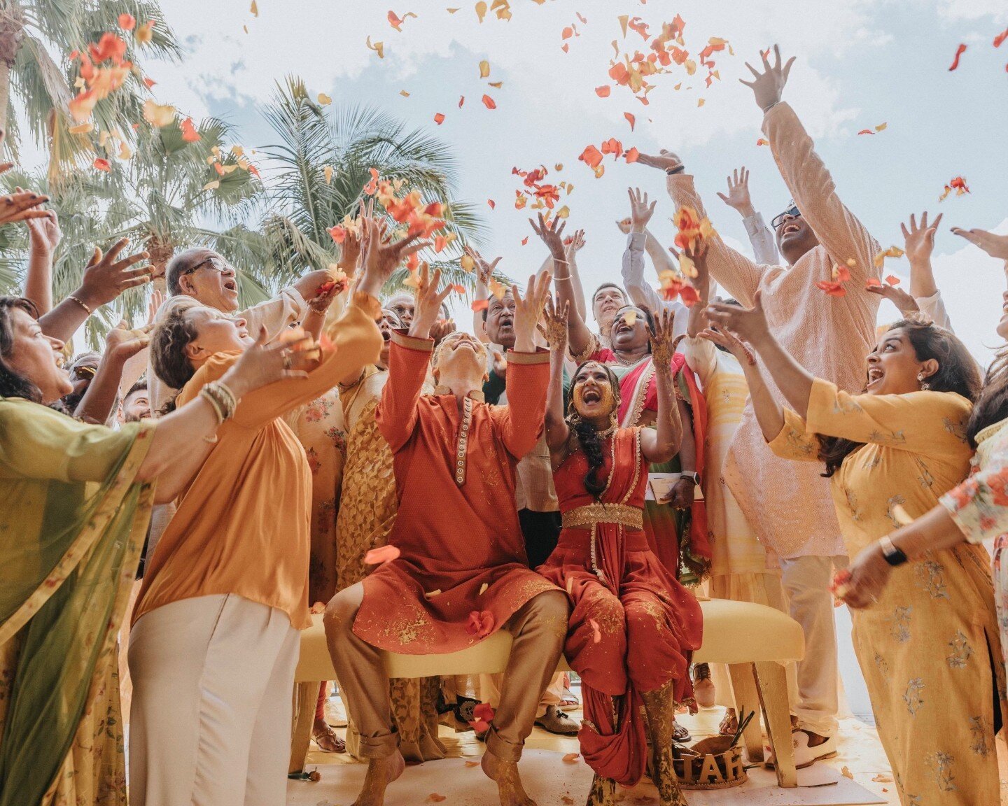 One of our favorite traditions? Hiding your partners name in your mehndi 🫶🥂

Planner: @preminievents @elizabethpriyakumar @danielletlampron
Bride and Groom: @mooshoox3 @dementievalex
Venue: @pganational
Decor: @xquisiteevents
Catering: @cga.events 