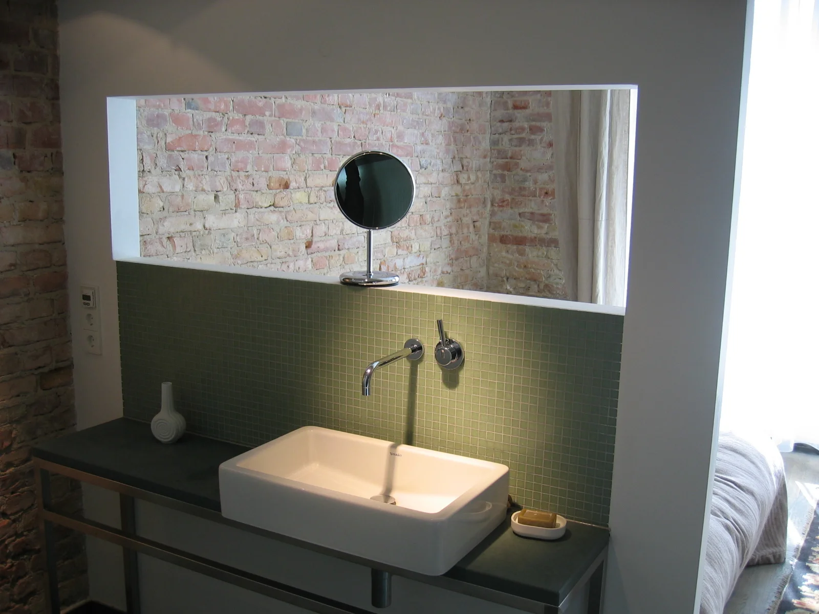 loft berlin_bad en suite.JPG