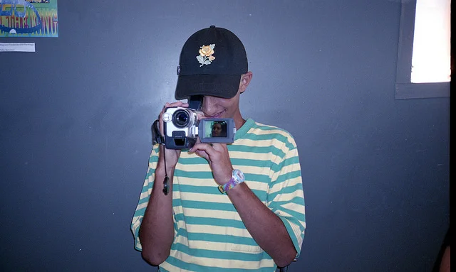 28560016626_ca4fa3d4ff_z.jpg