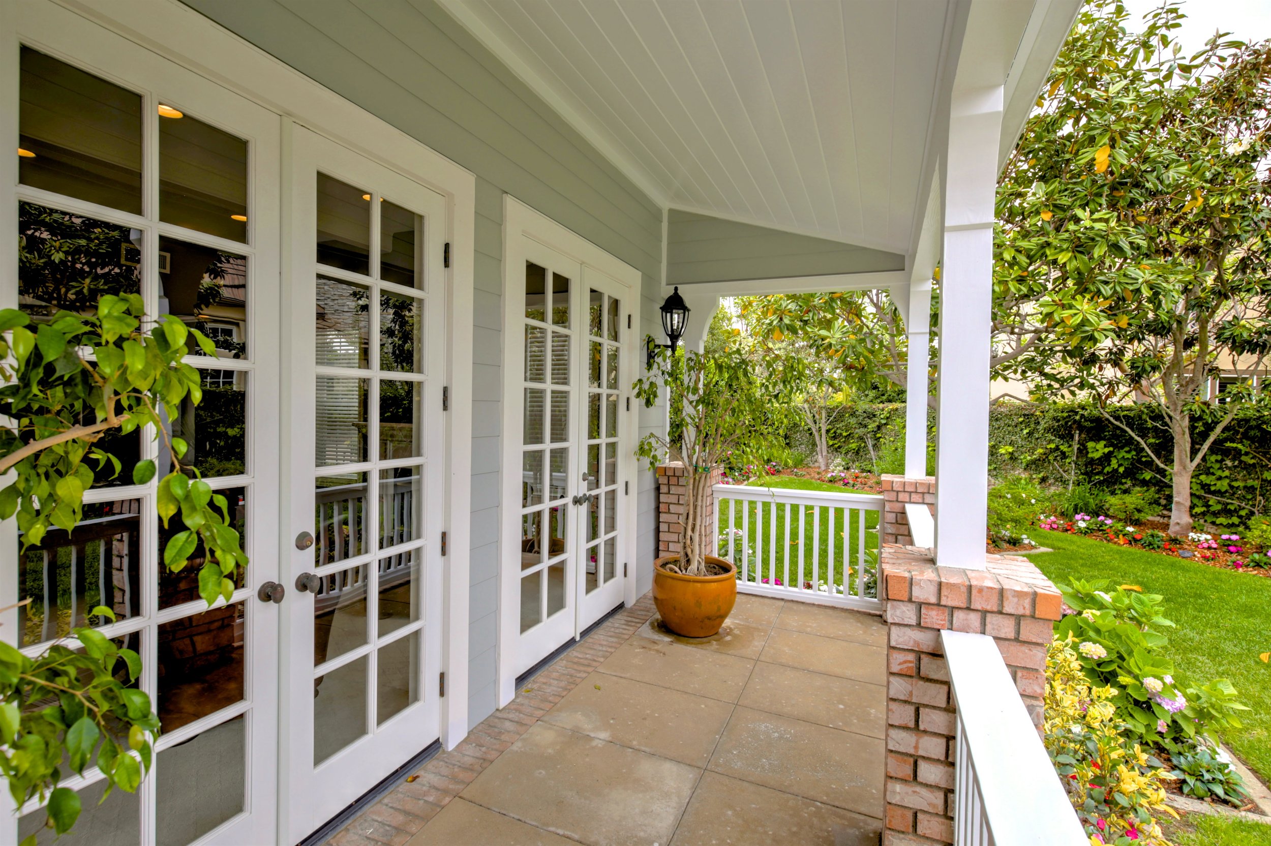 6454 Frampton Cir Huntington-print-007-13-6454Frampton 007-4200x2796-300dpi.jpg