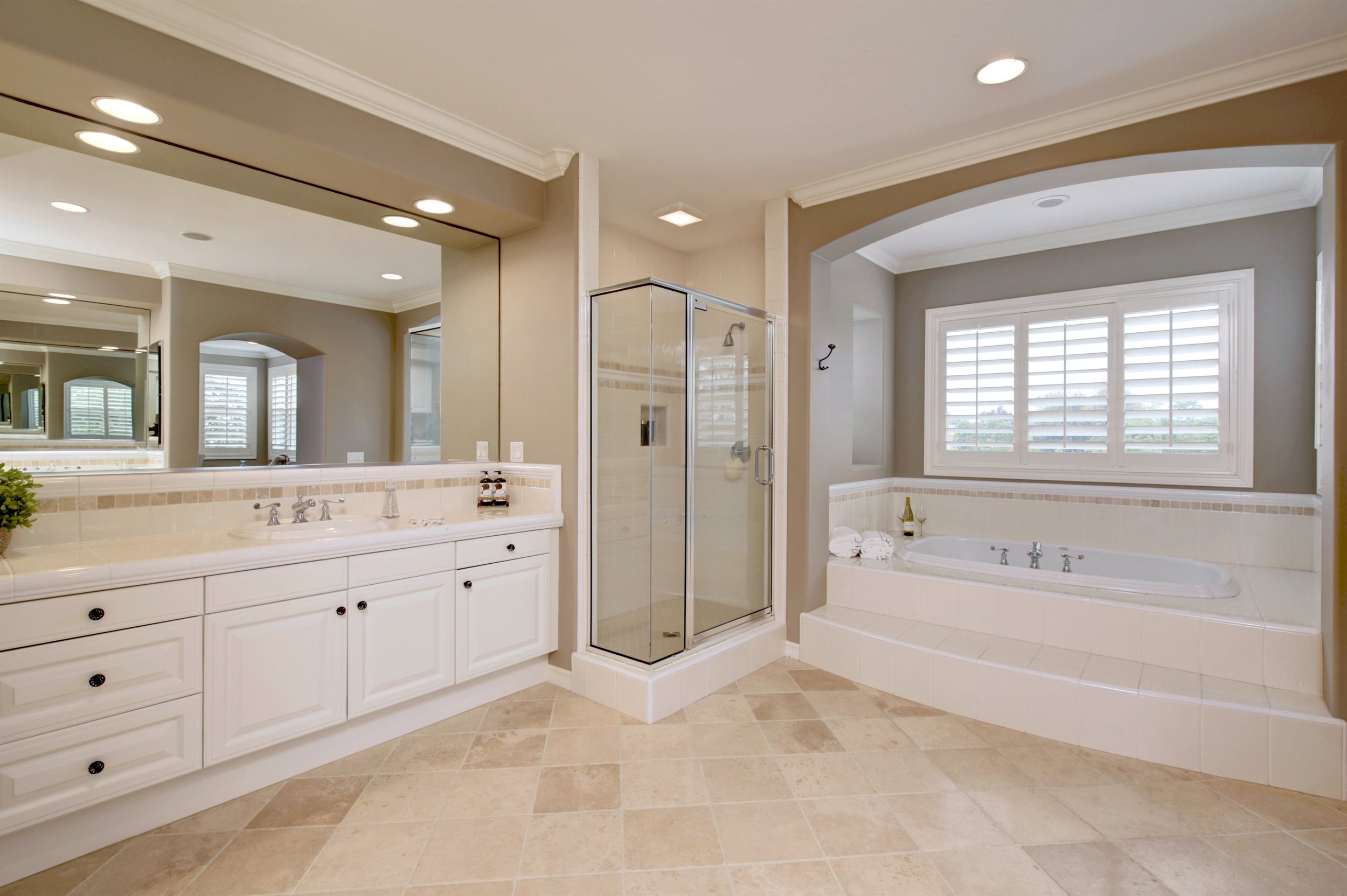 6454 Frampton Cir Huntington-print-049-35-6454Frampton 049-4200x2796-300dpi.jpg