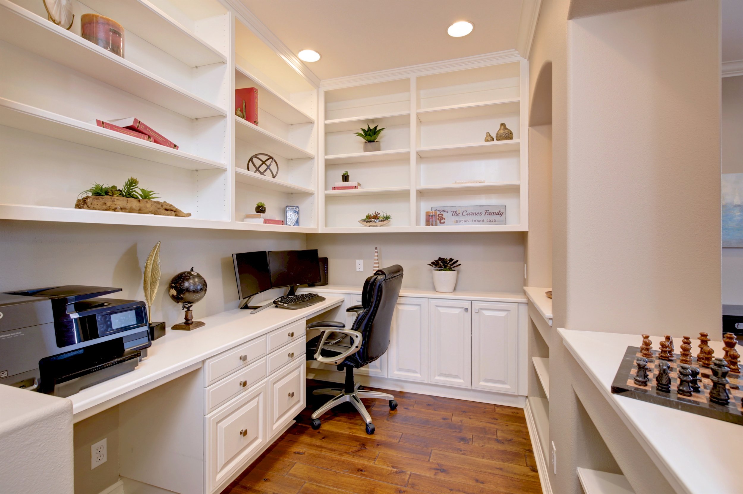 6454 Frampton Cir Huntington-print-054-44-6454Frampton 054-4200x2796-300dpi.jpg