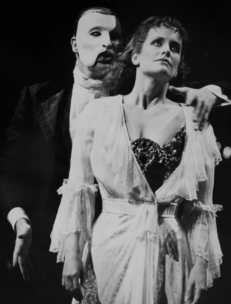  Phantom of the Opera 