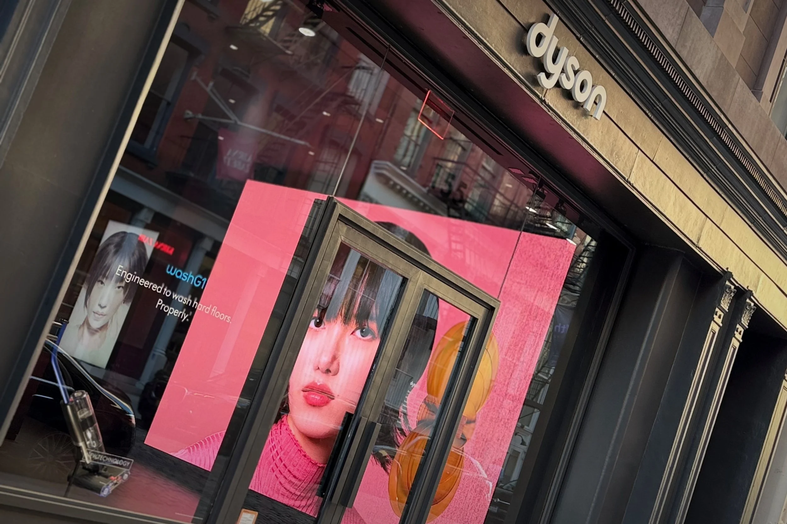 LUXURY - 13 of 55.jpeg