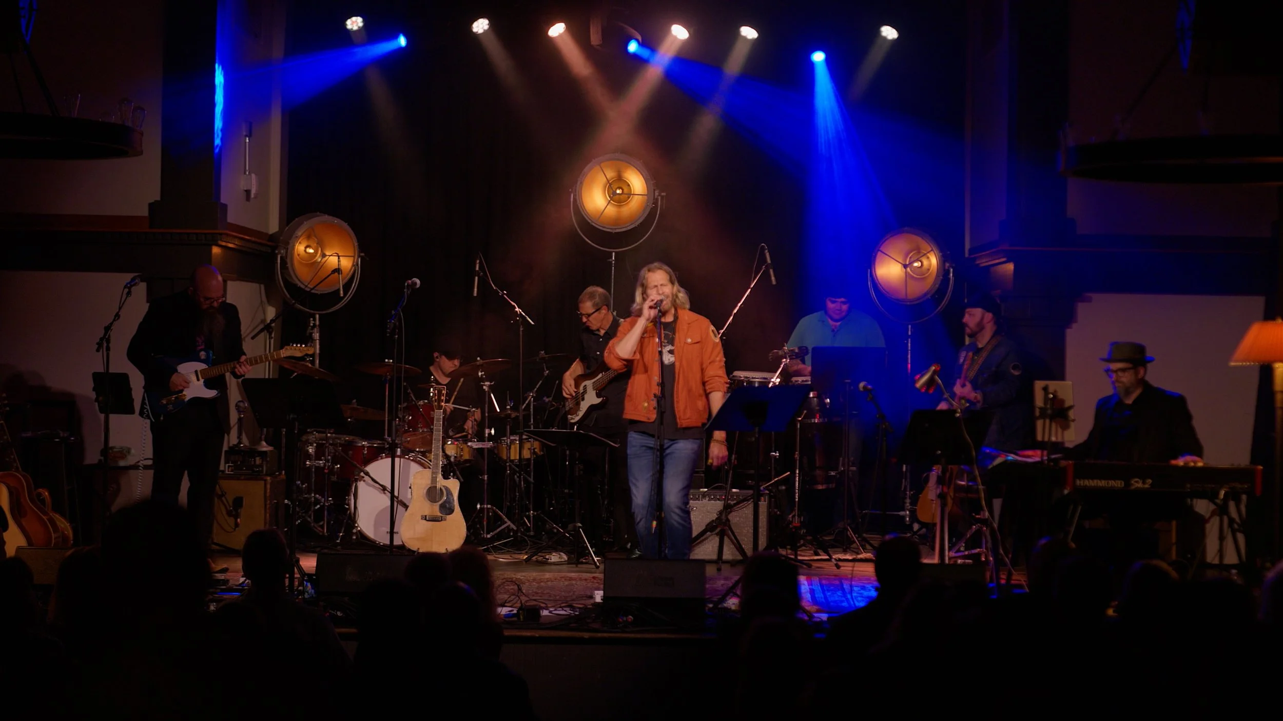 Discover Savannah's Thriving Music Scene: Live Performances, Legendary Artists, and Iconic Venues