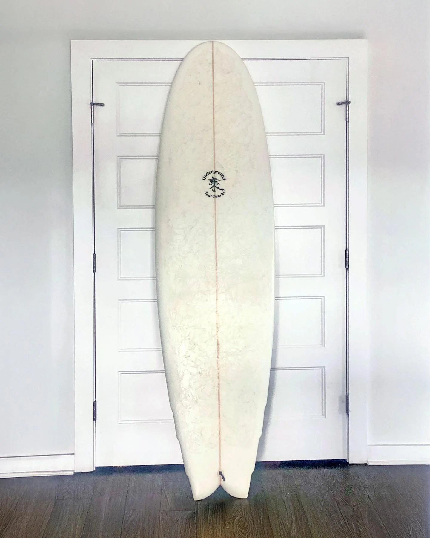 Picked up another Underground. This time a 7&rsquo;2 Swallowtail by local shaper Jim Stephens @stepsurfboards Been loving the longboard and had a blast yesterday on the new one. #surfboard #surfing