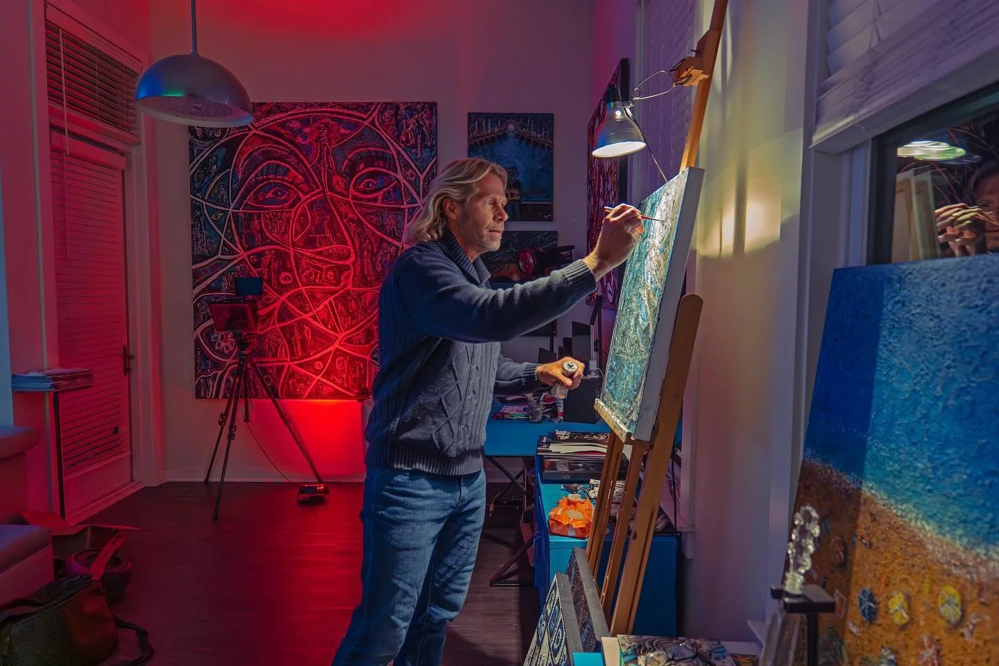 Last night in the #Savannah #Art Loft &bull; In the dark hours sometimes #painting calms my mind. Allowing the paint and texture to guide the thoughts I work slowly with oil in a process that takes weeks to manifest just one completed canvas. I am su