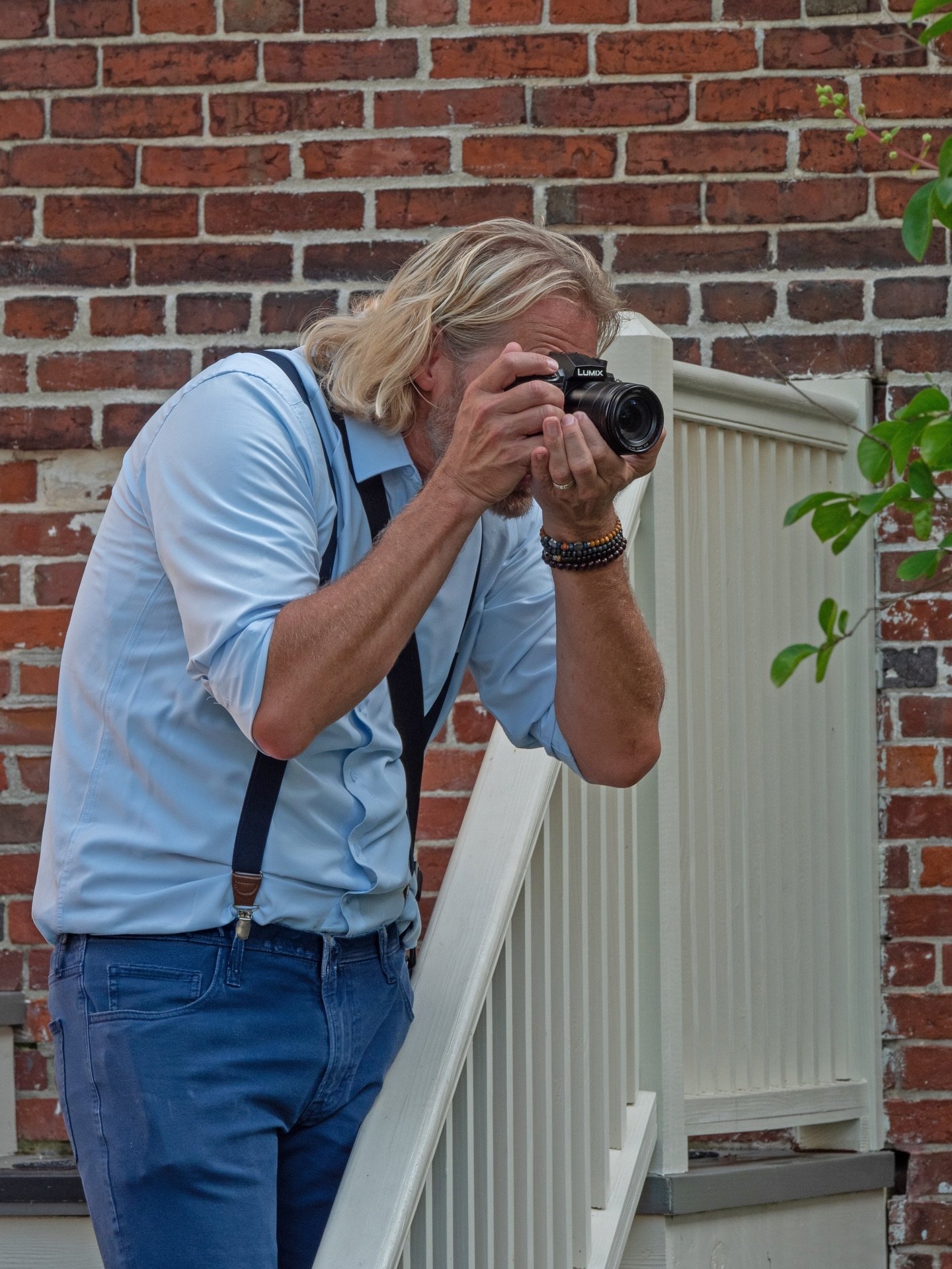 Making memories shine through my camera for couples from around the world right here in #savannah #weddings #weddingphotographer #savannahweddingphotographer