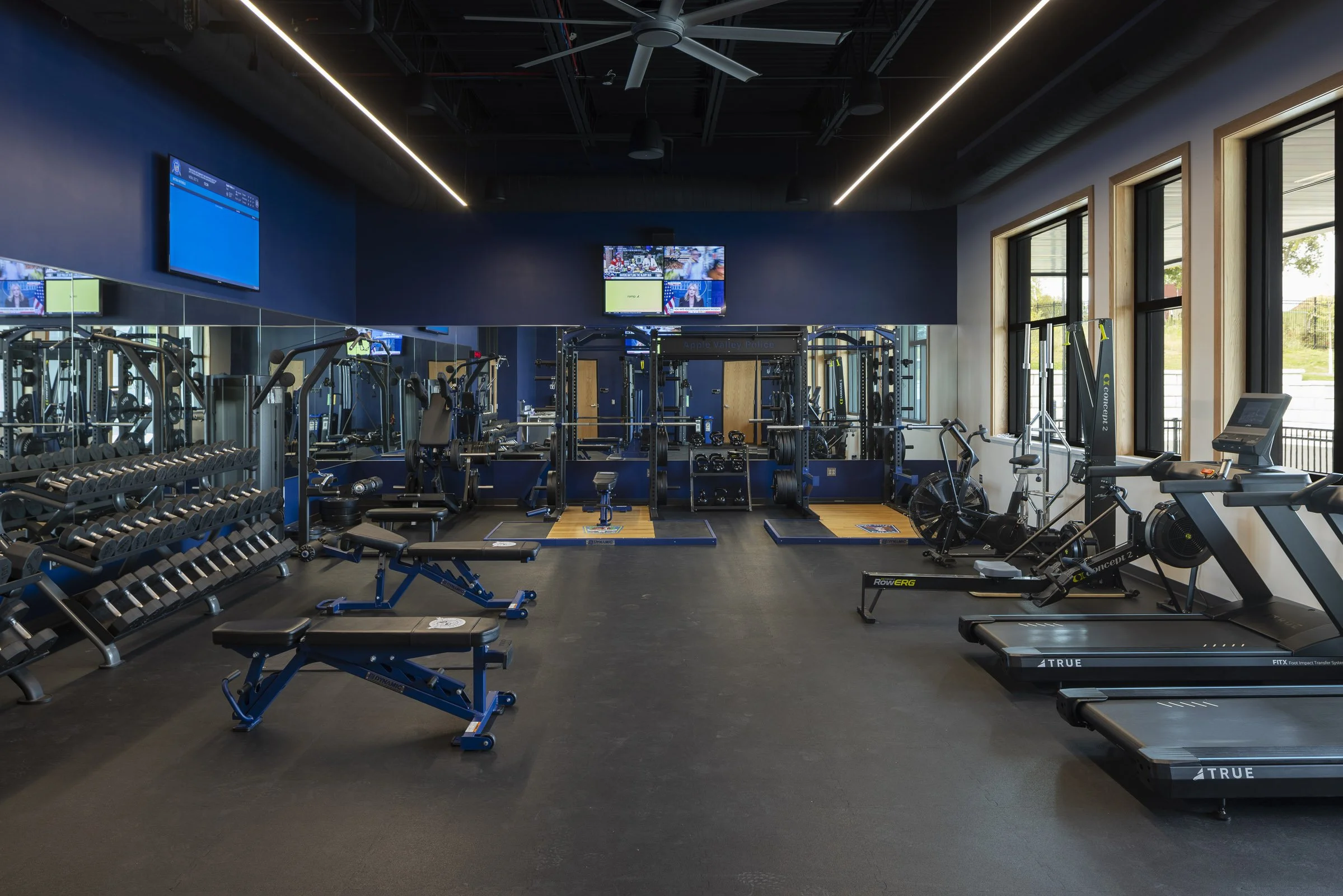 _APPLE VALLEY POLICE- GYM.jpg