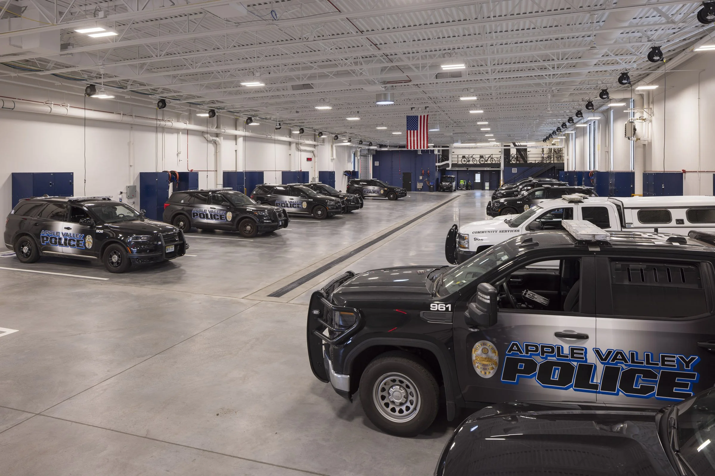 _APPLE VALLEY POLICE SQUAD STORAGE.jpg