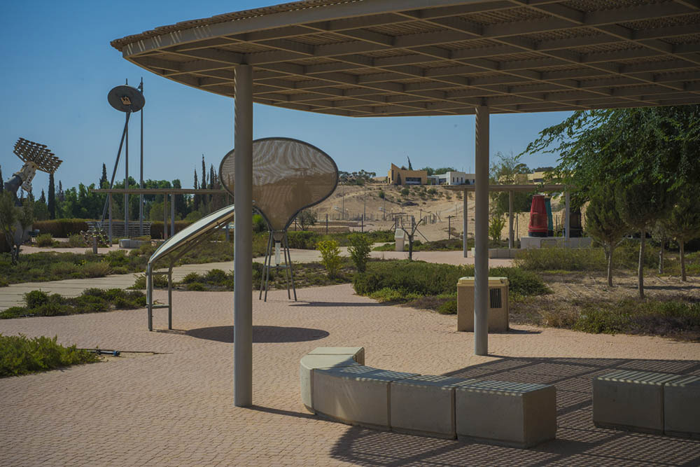Nitzana Educational Center. Photo by and © 2016 Vision Studio