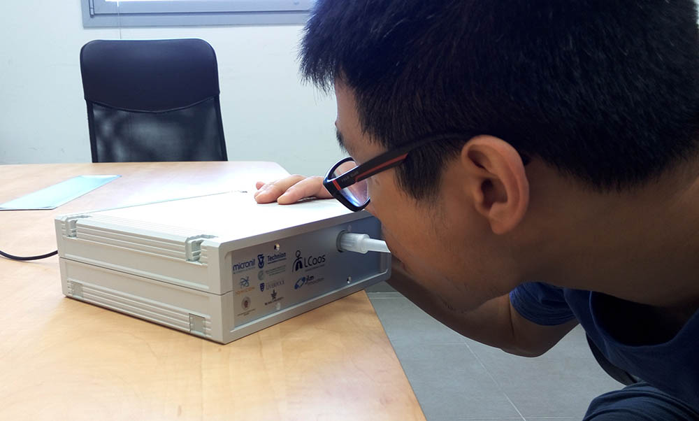 The Nanose device, developed at the Technion, analyzes breath in order to detect diseases such as cancer and Parkinson’s, even in their earliest stages. Photo courtesy and copyright © LNBD Group