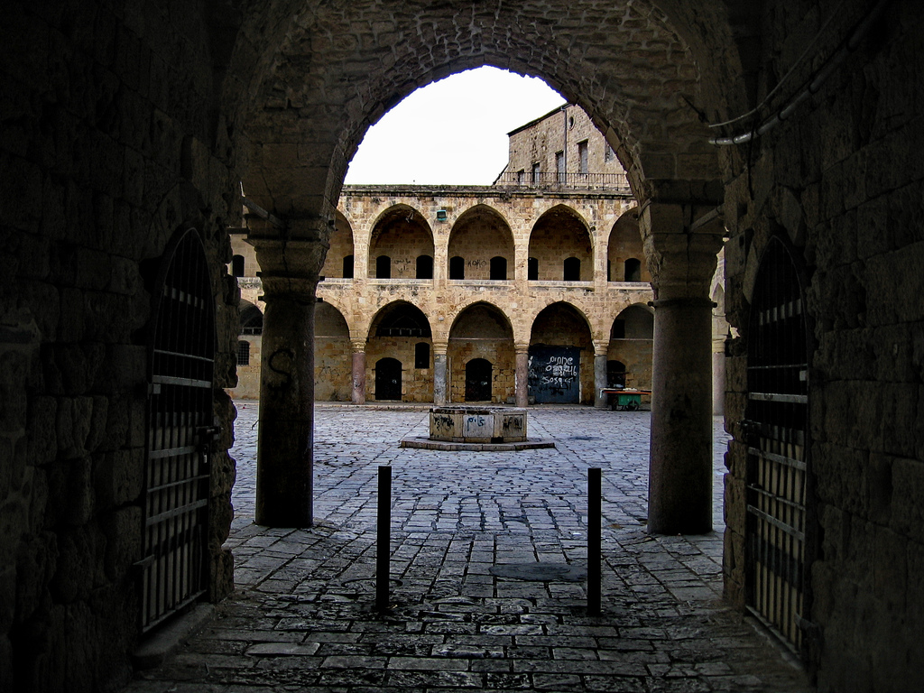 Akko marketplace. Photo by Bon Adrien, courtesy Creative Commons