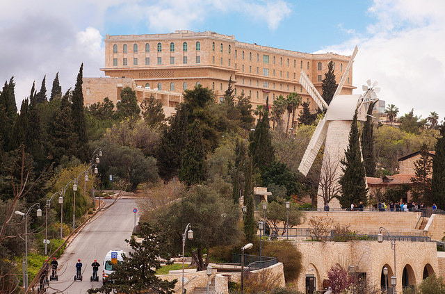 The approach to the King David Hotel. Photo by Noam Chen for the Israeli Ministry of Tourism, courtesy Creative Commons