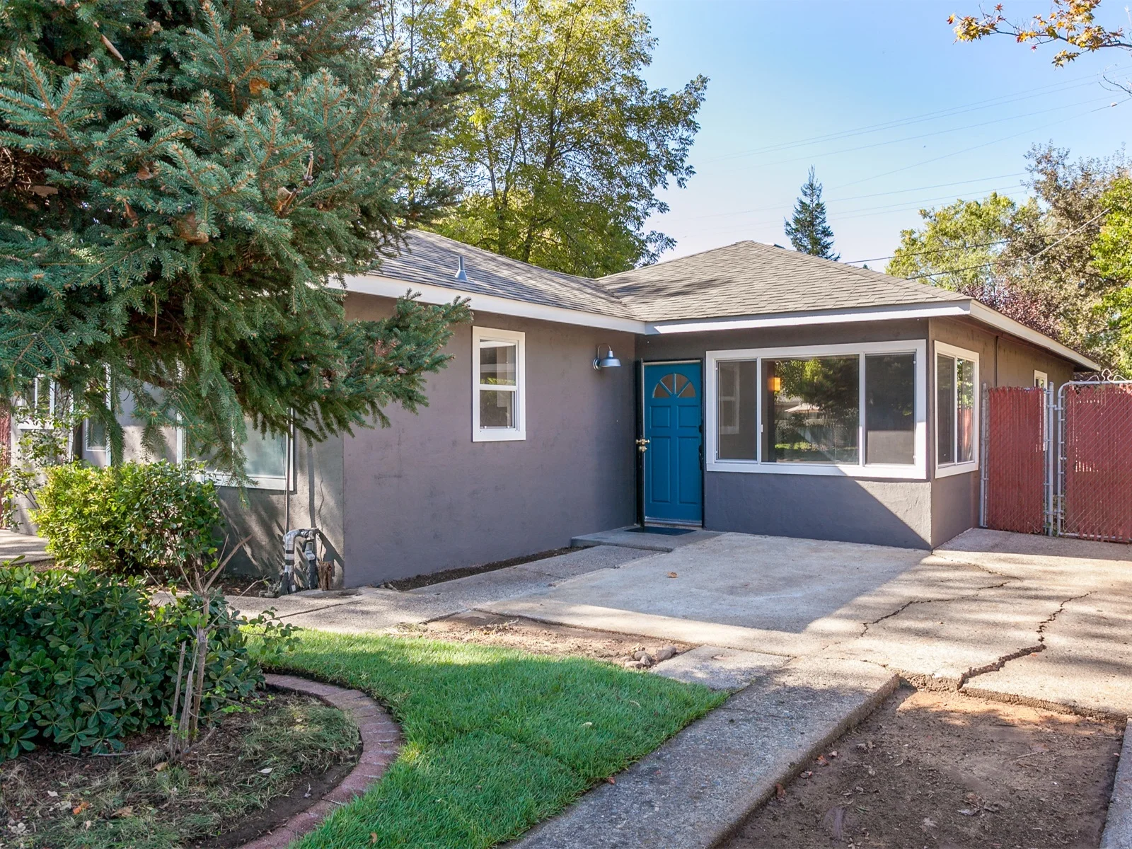 Colusa Street House