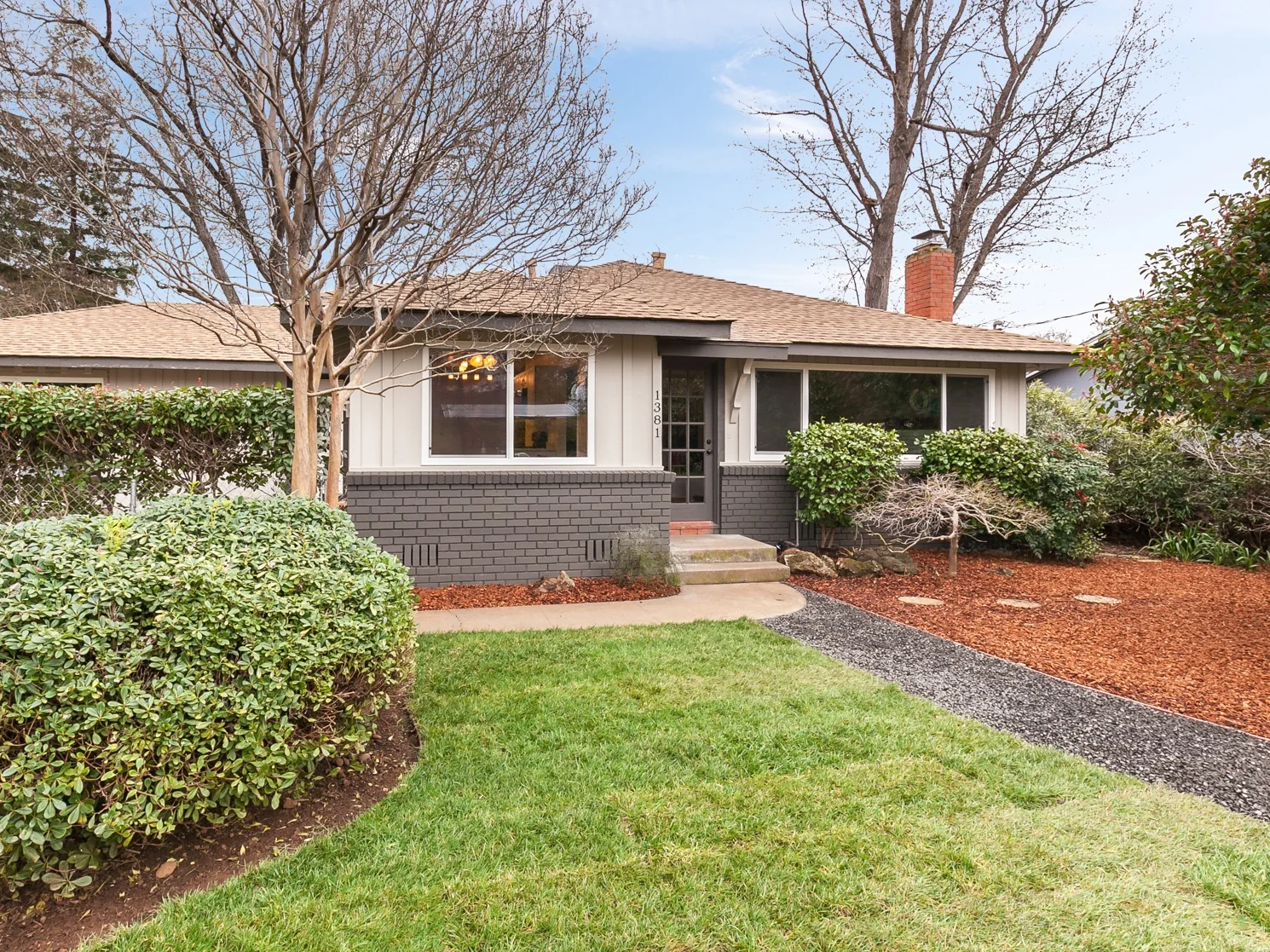 Huggins Avenue House