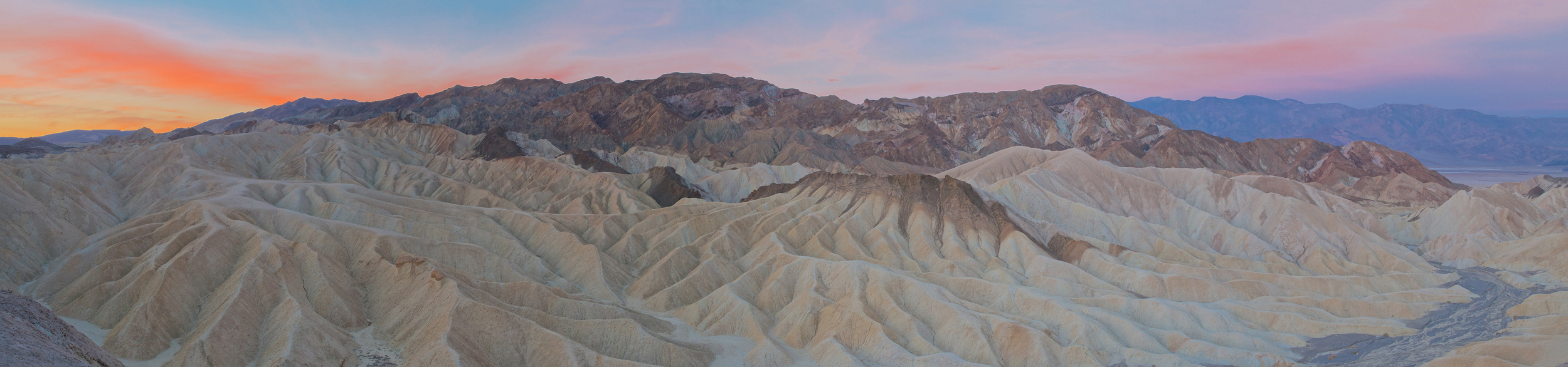 Zabriskie Point pano_sm.jpg