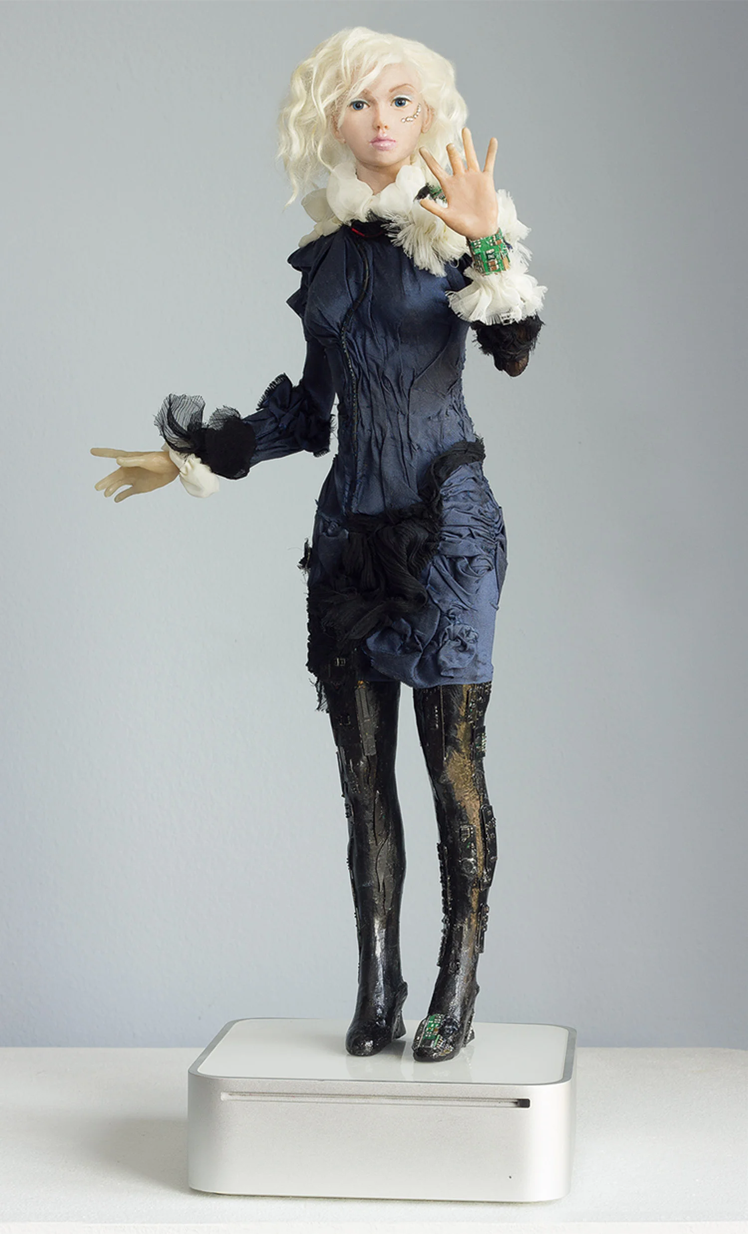 doll-panopoulos-sonet.jpg