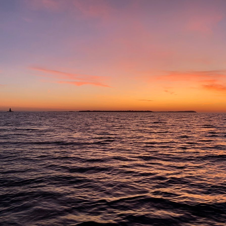 📍Plum Island  November skies on the water... in a t-shirt. What a week 🎣🌞. Thanks for all the bday love. It means a lot. 🙏🏼
.
Thanks @ggeorgaklis 🛥
.
.
.
#fish #fishing #boat #gradywhite @gradywhite_boats #plumisland #orient #newyork #longislan