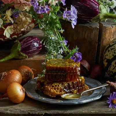 Roses,Dahlia&Gourds_detail3.jpg