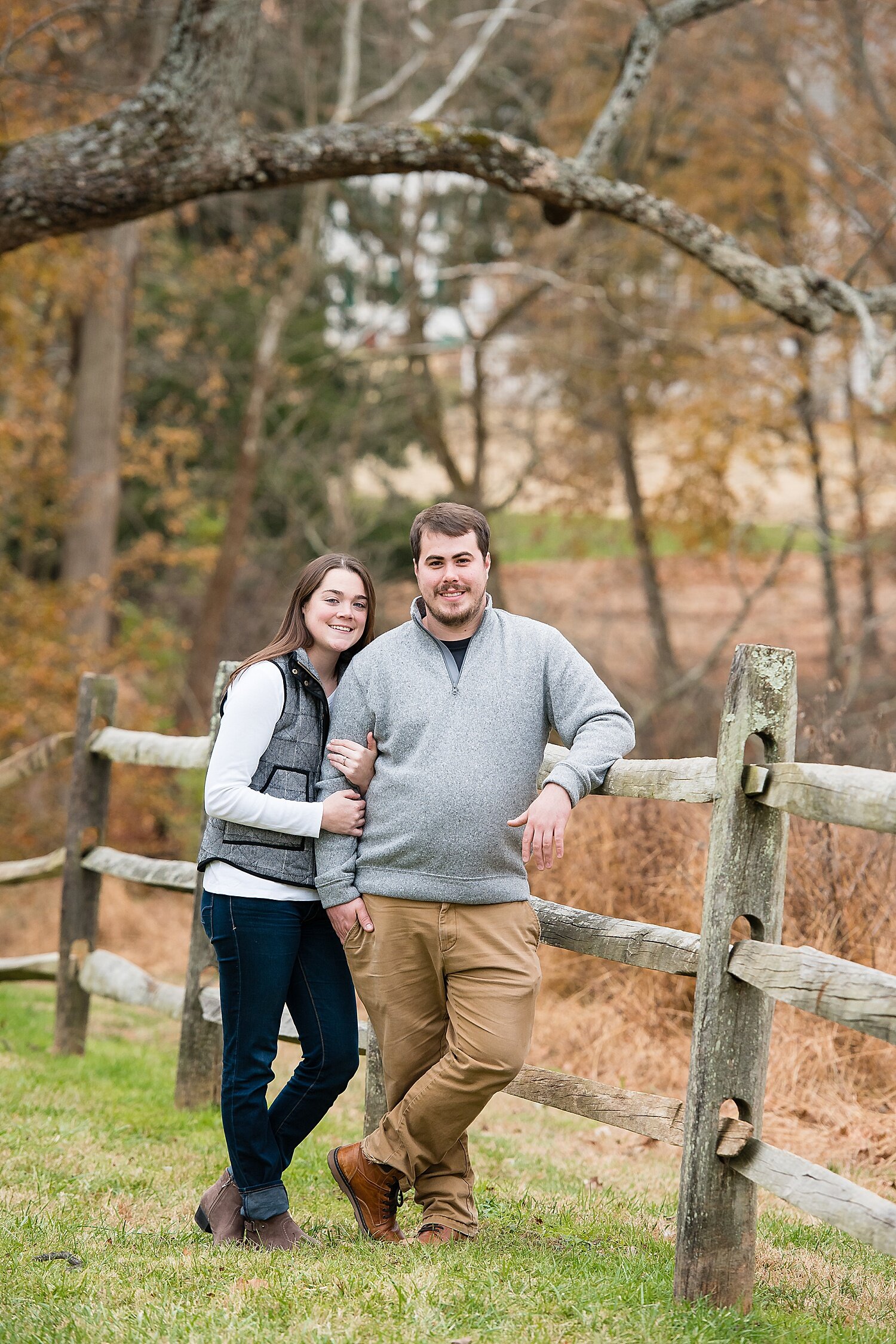 Valley_Forge_Fall_Engagement_Session_0006.jpg