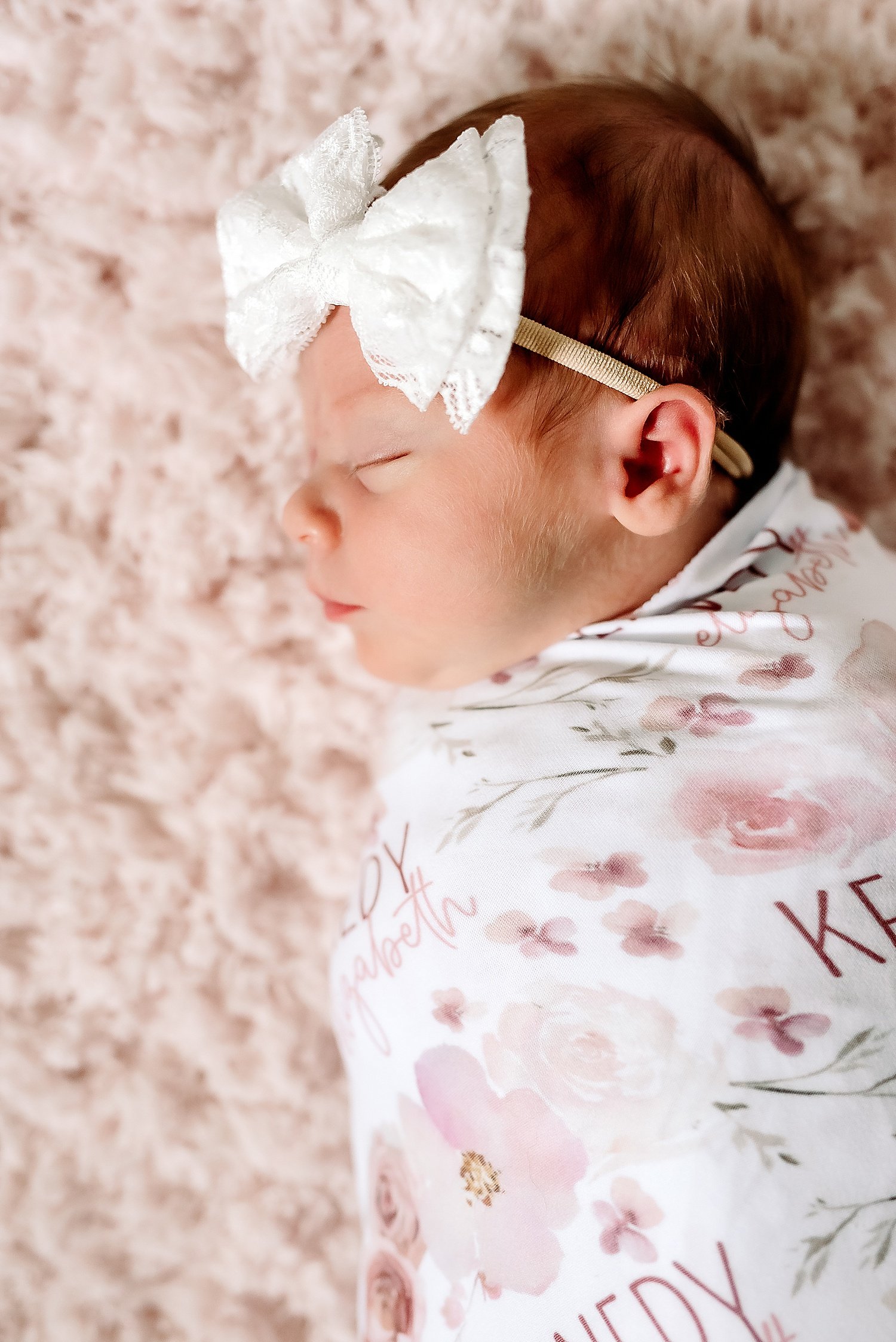 Baby_Girls_First_Photo_Session_0014.jpg