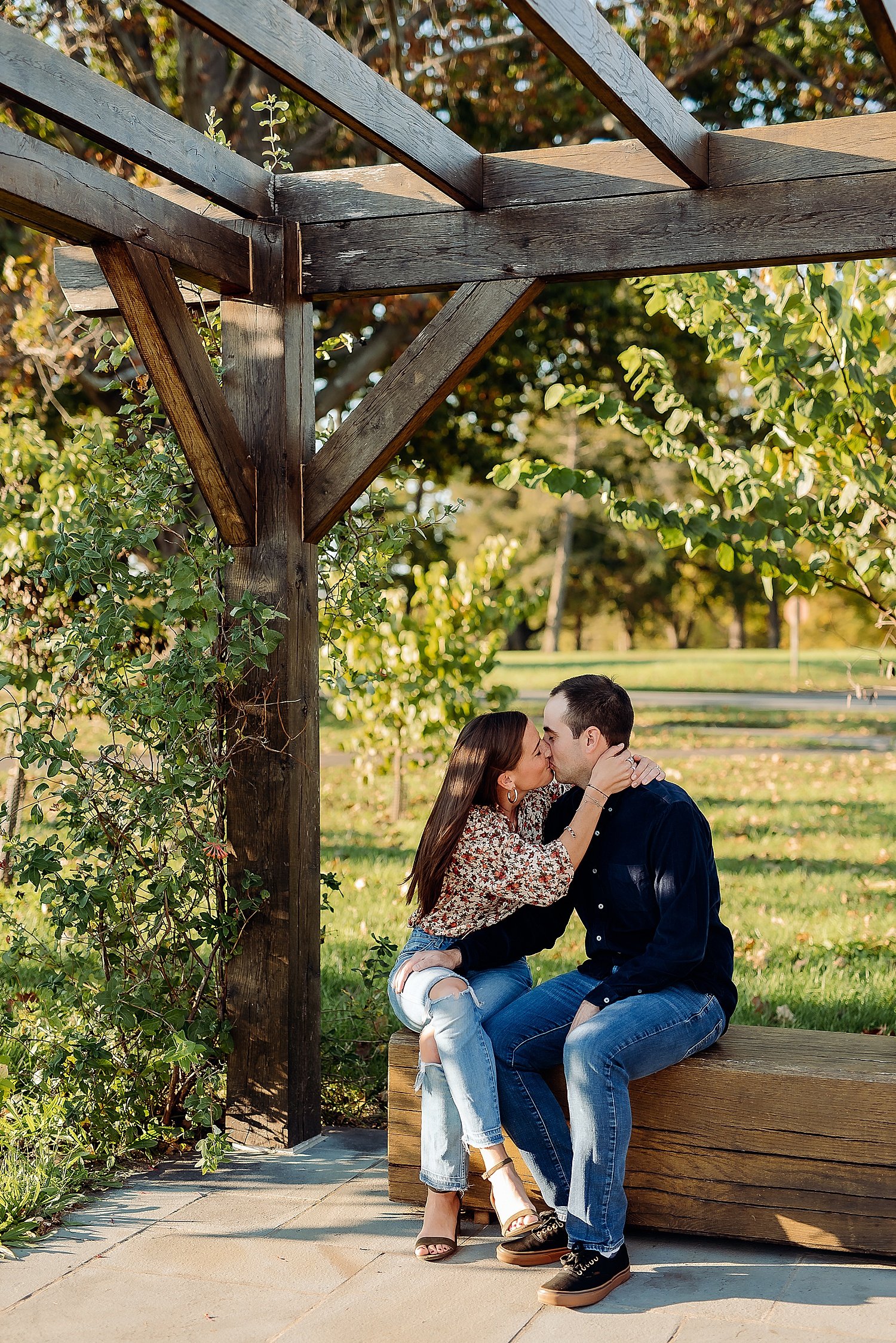 Valley_Forge_Fall_Engagement_Photos_0020.jpg
